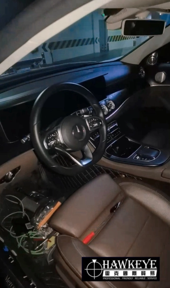 Benz 賓士 W213( 19年E260)升級原廠21款HU6手寫觸摸螢幕+新款809方向盤