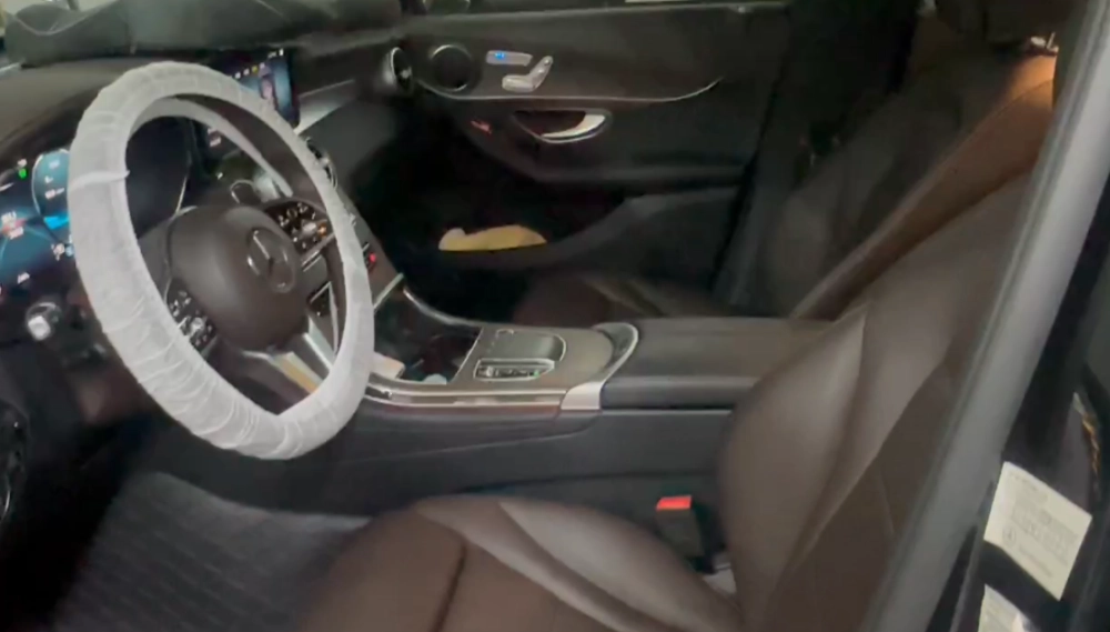 Benz 賓士 W253 22款 GLC300升級原廠通風座椅