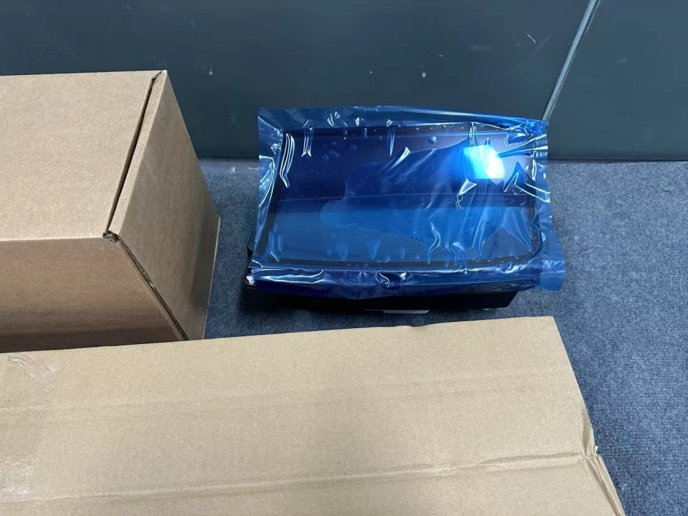 Benz 賓士 W167  (24年GLE) 原廠全新HU6抬頭顯示主機