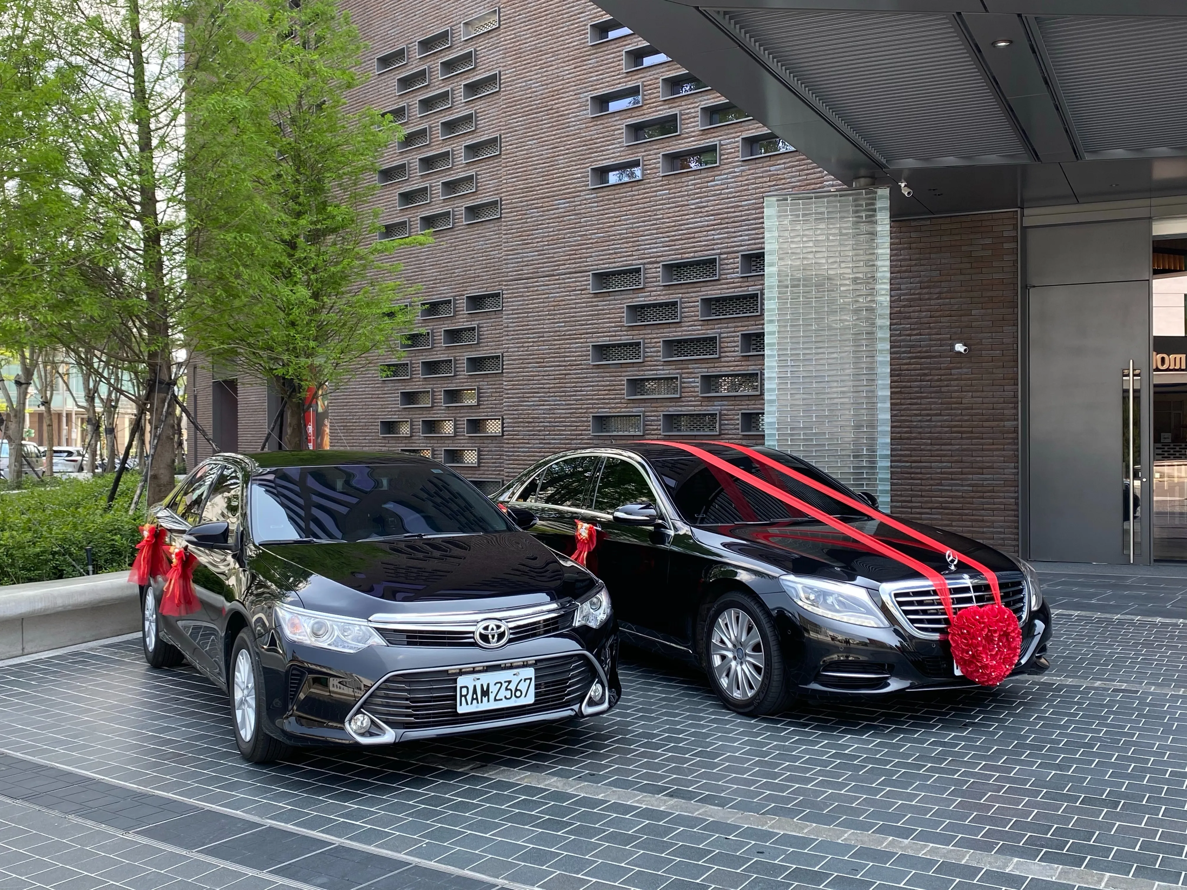 W222賓士S350L加長型+高級轎車CAMRY二台