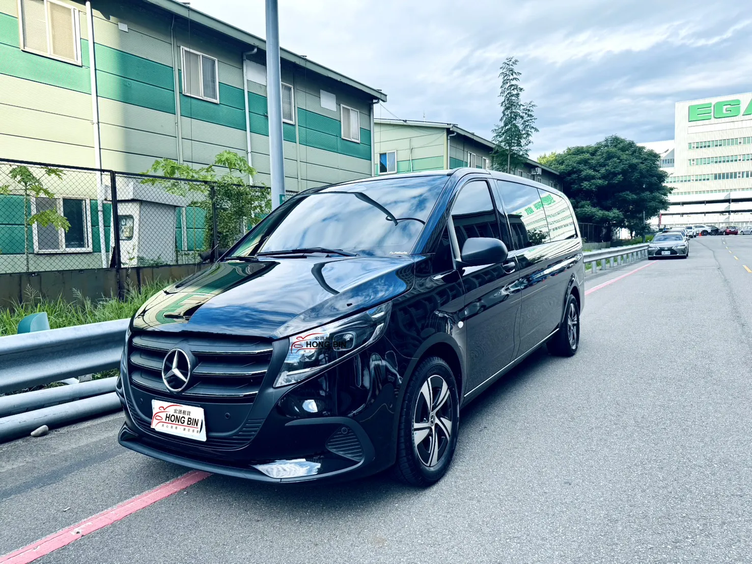新款賓士Vito 八人座商務車/ 箱型車