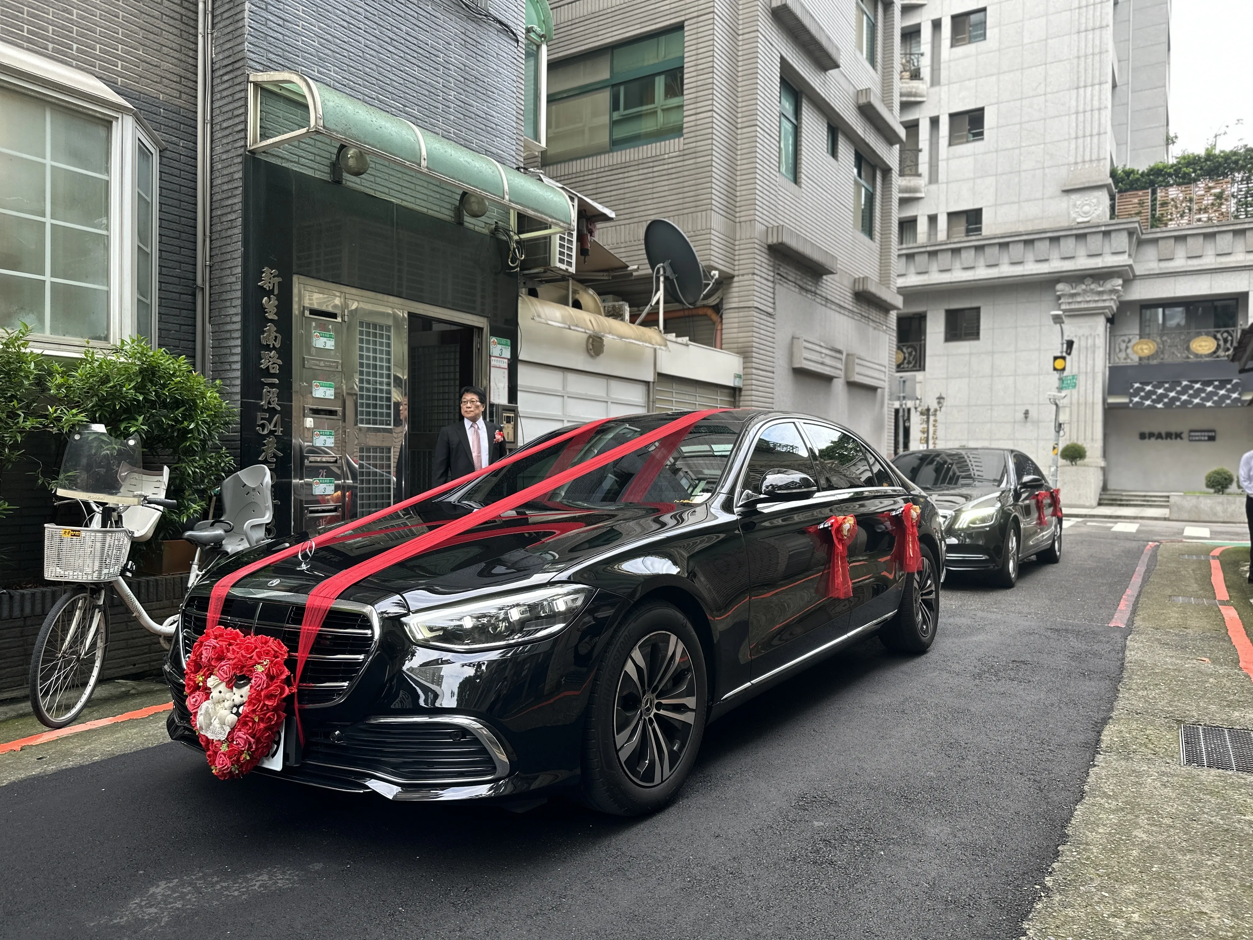 最新款W223賓士S350L加長型 一台+小改款賓士W222-S350L加長型 兩台