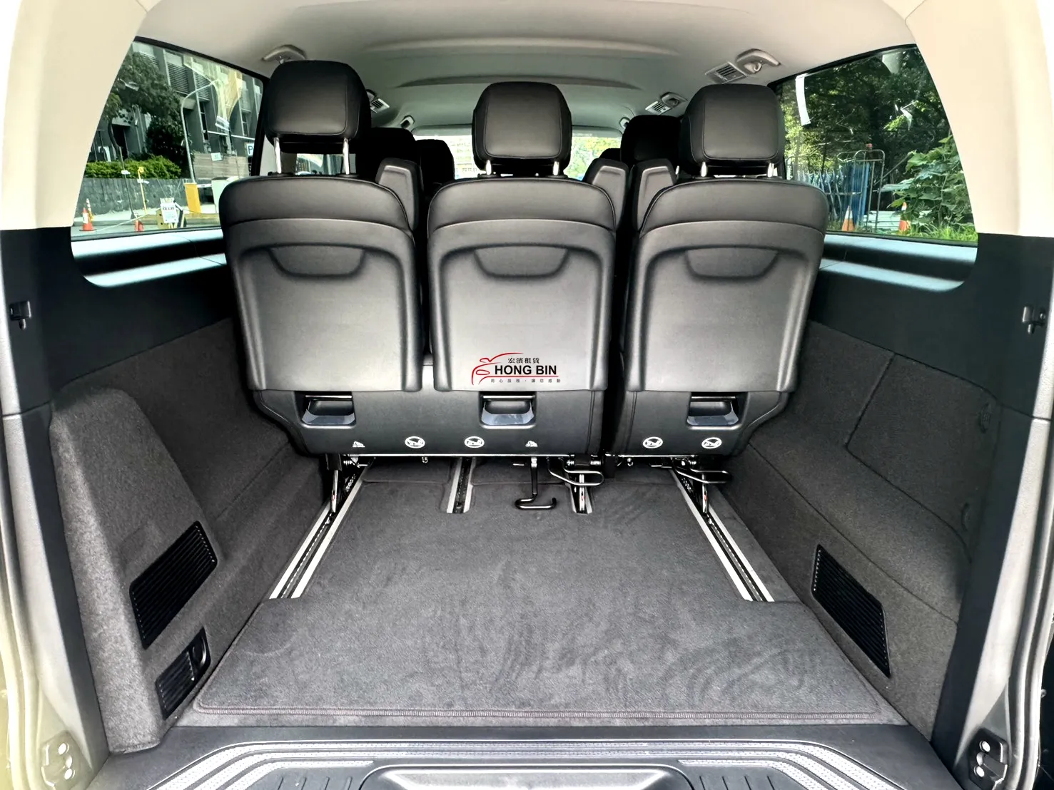 新款賓士Vito 八人座商務車/ 箱型車