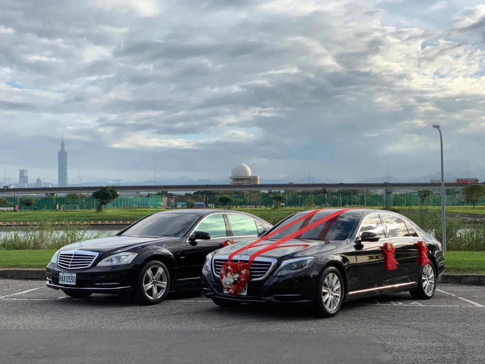 W222賓士S350L加長型+W221賓士S350L