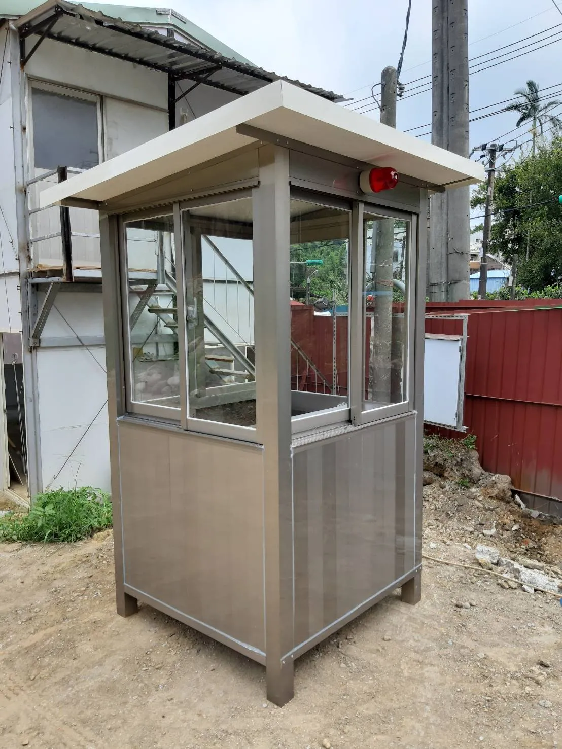 警衛亭
