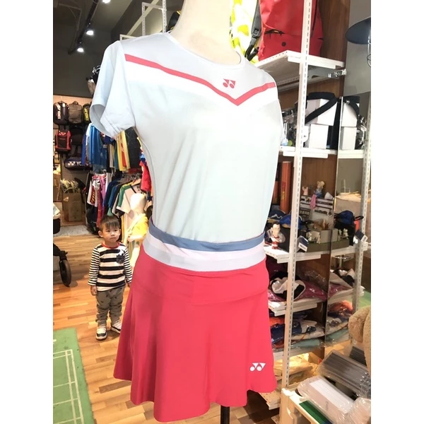 YONEX 26067 JP版裙擺搖搖