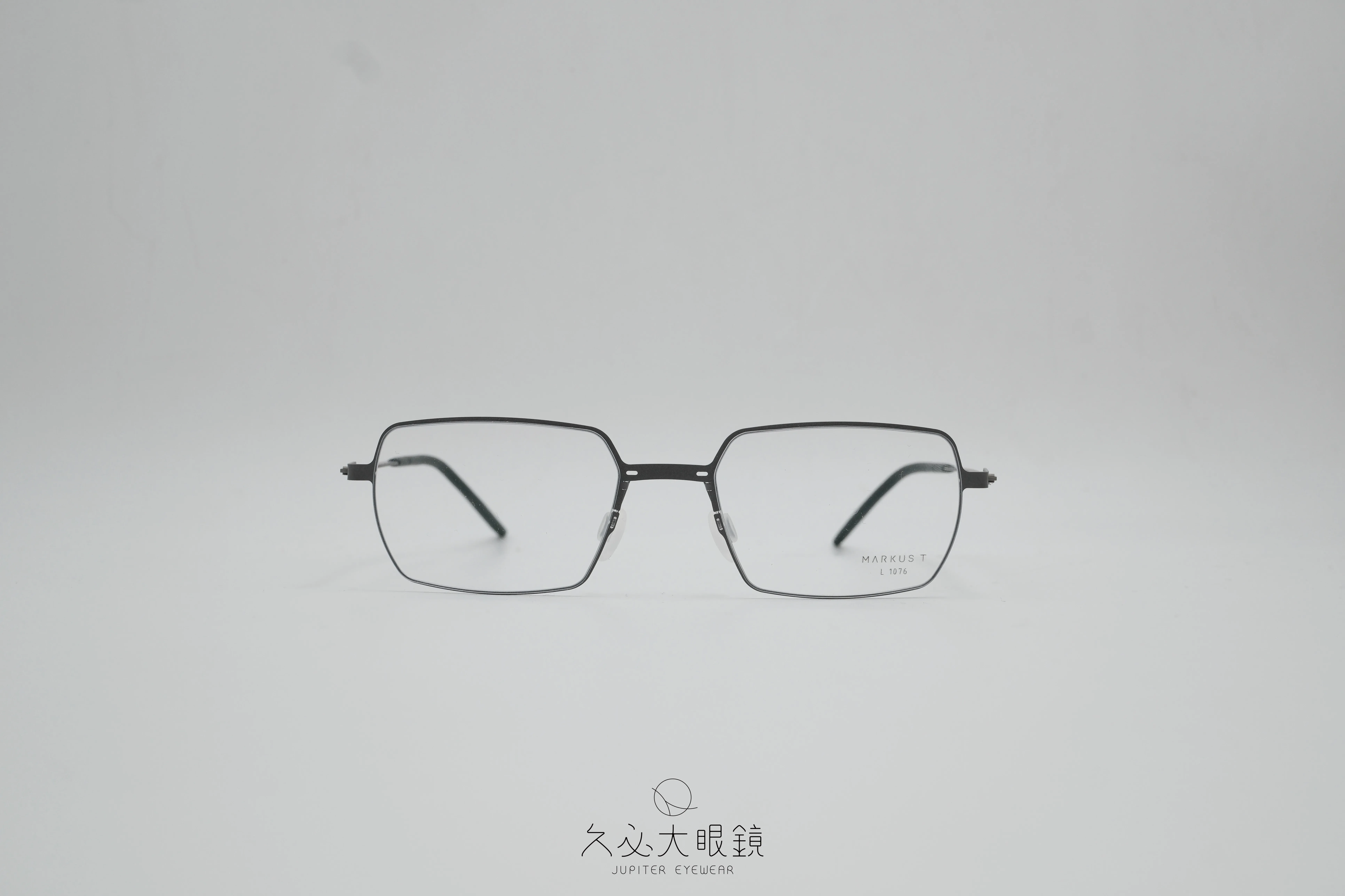 Markus T DOT L1076 215/335/145/03