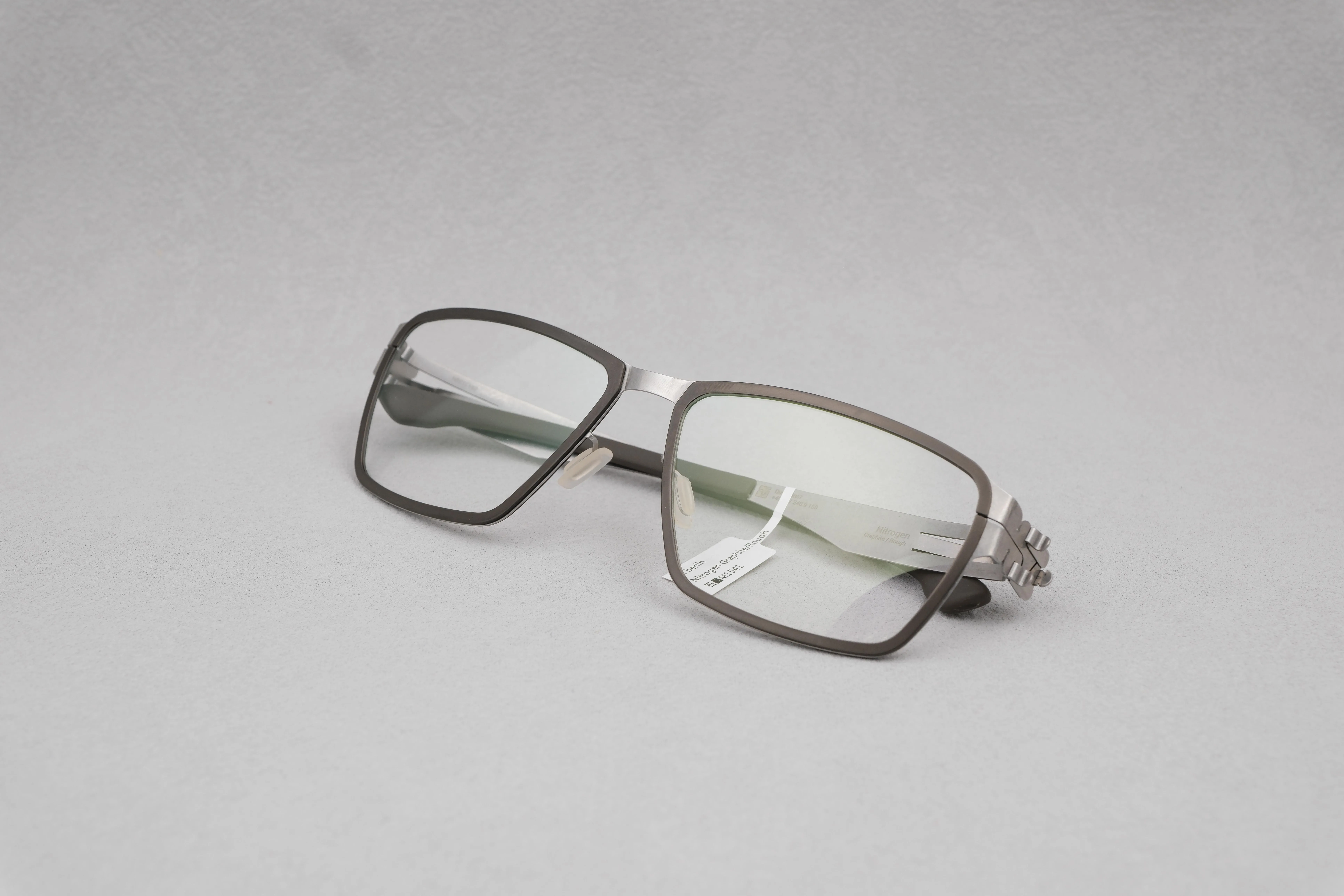 ic!berlin Nitrogen Graphite/Rough 石墨