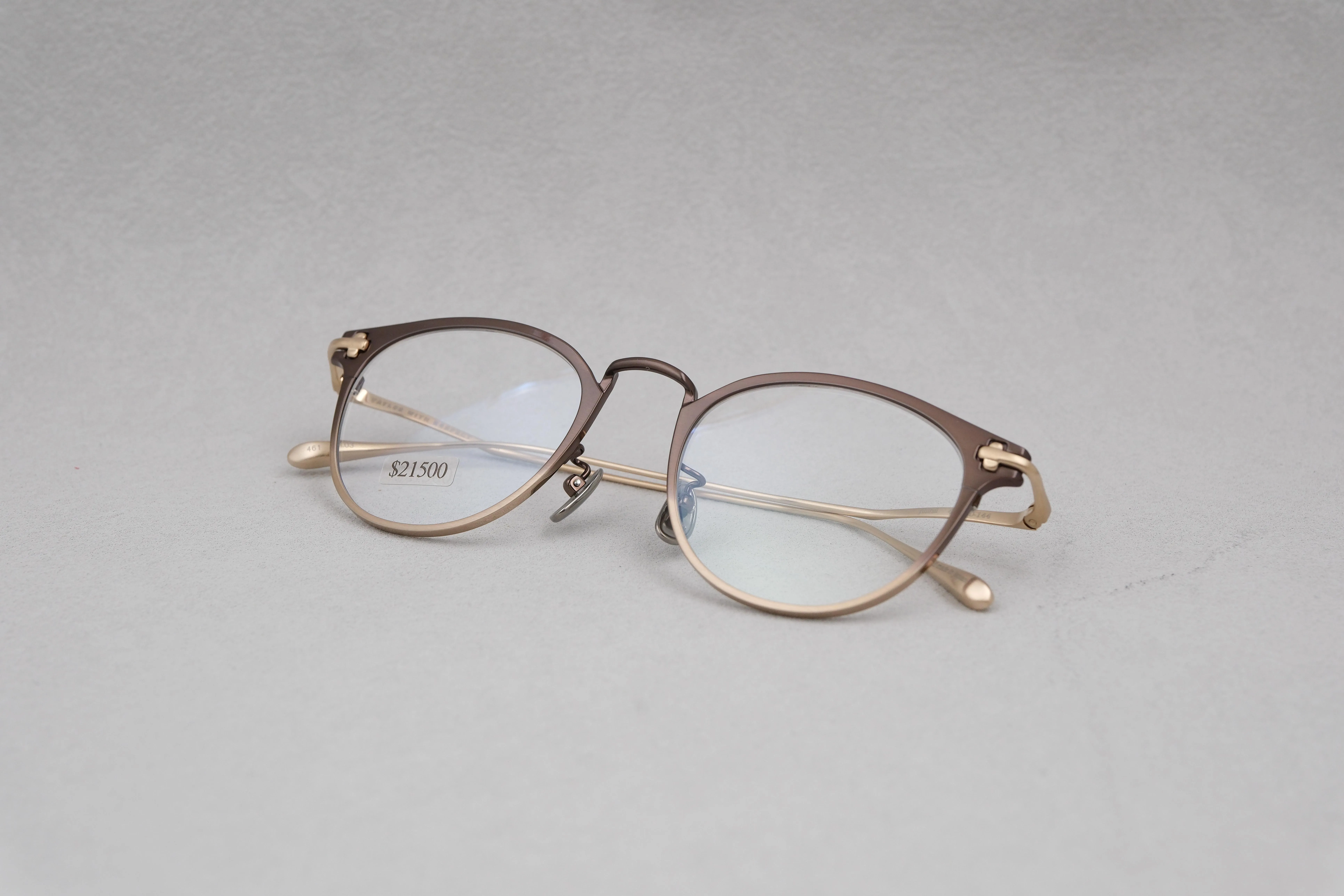 Taylor with resp plural2 col.03