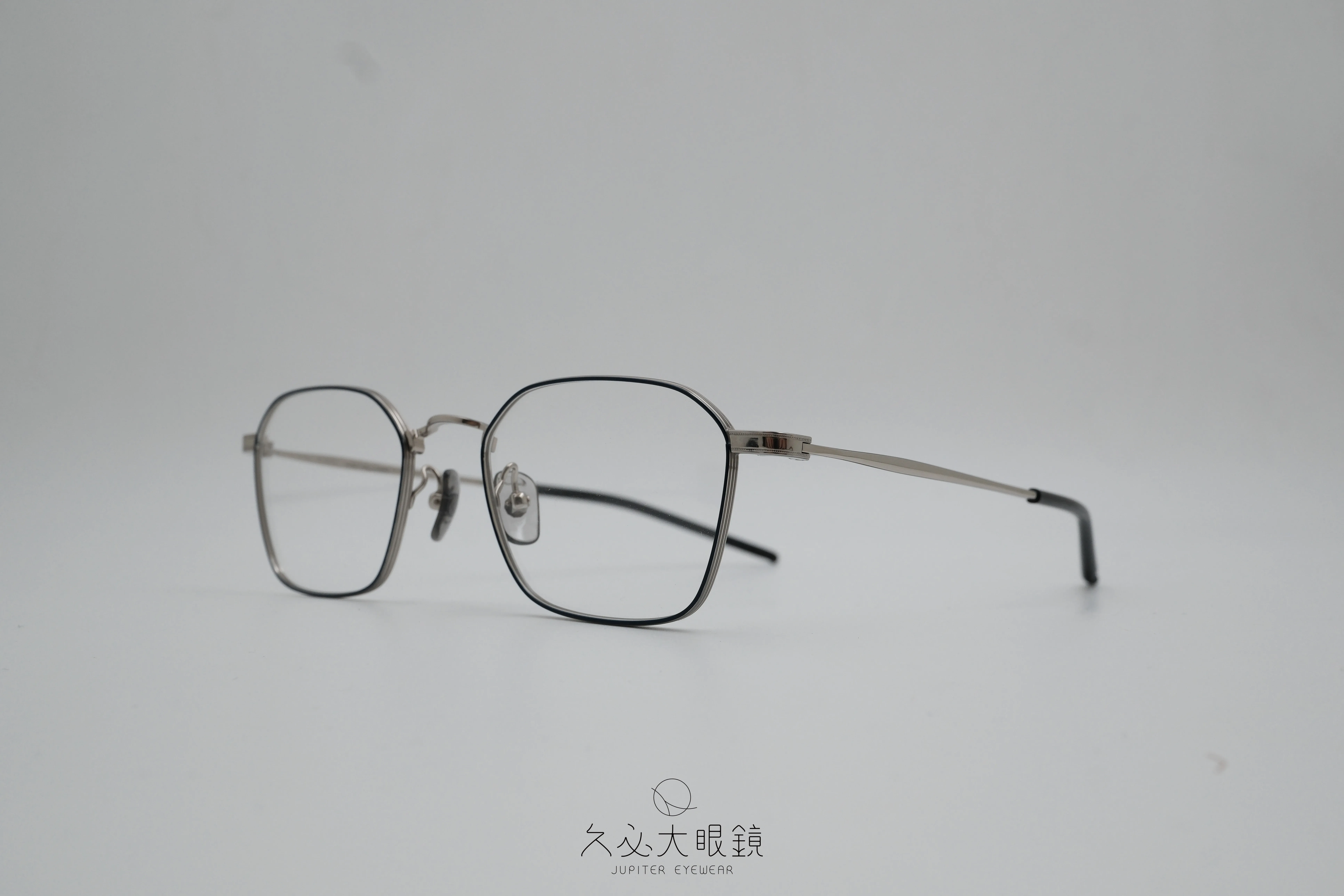 999.9 S-697T 2
