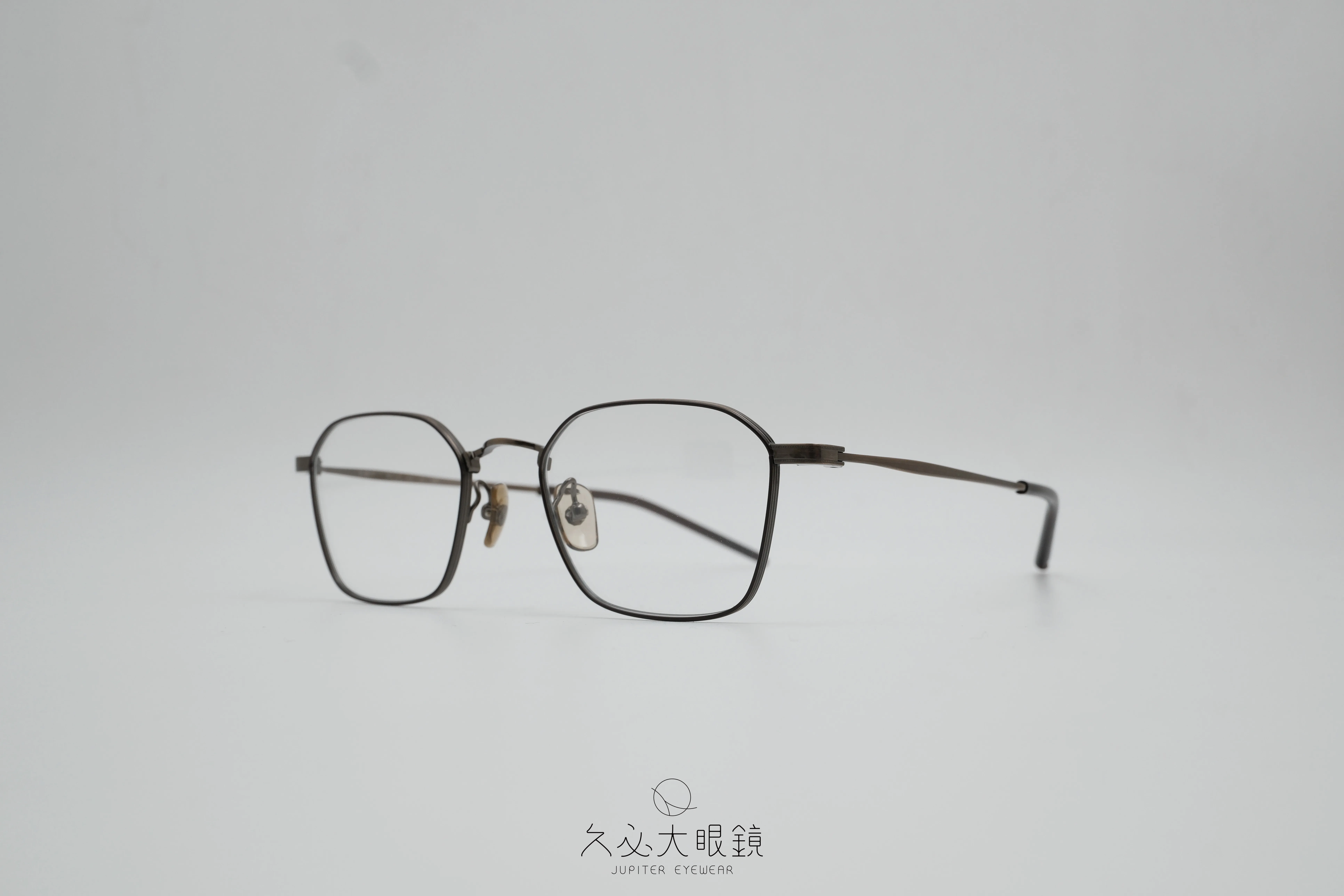999.9 S-697T 3