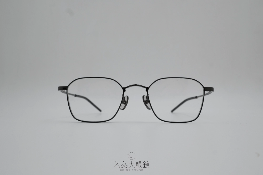 999.9 S-697T 12