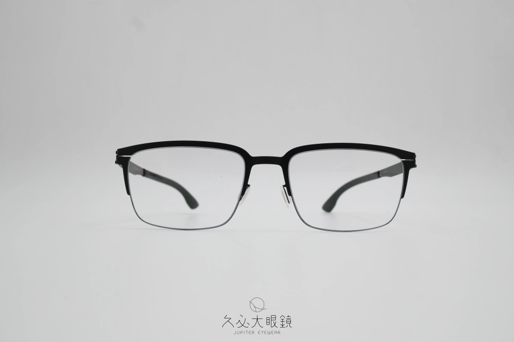 ic berlin Emmett black