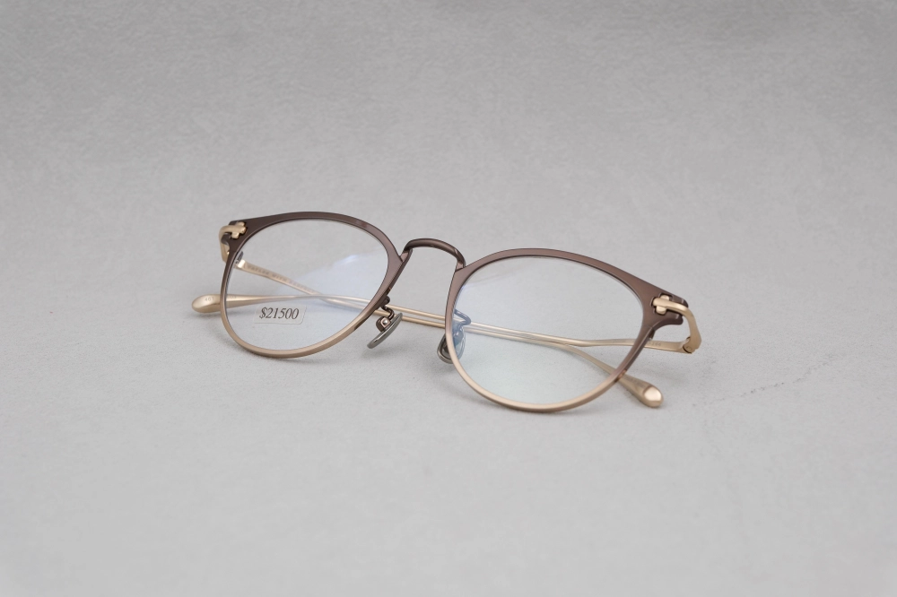 Taylor with resp plural2 col.03