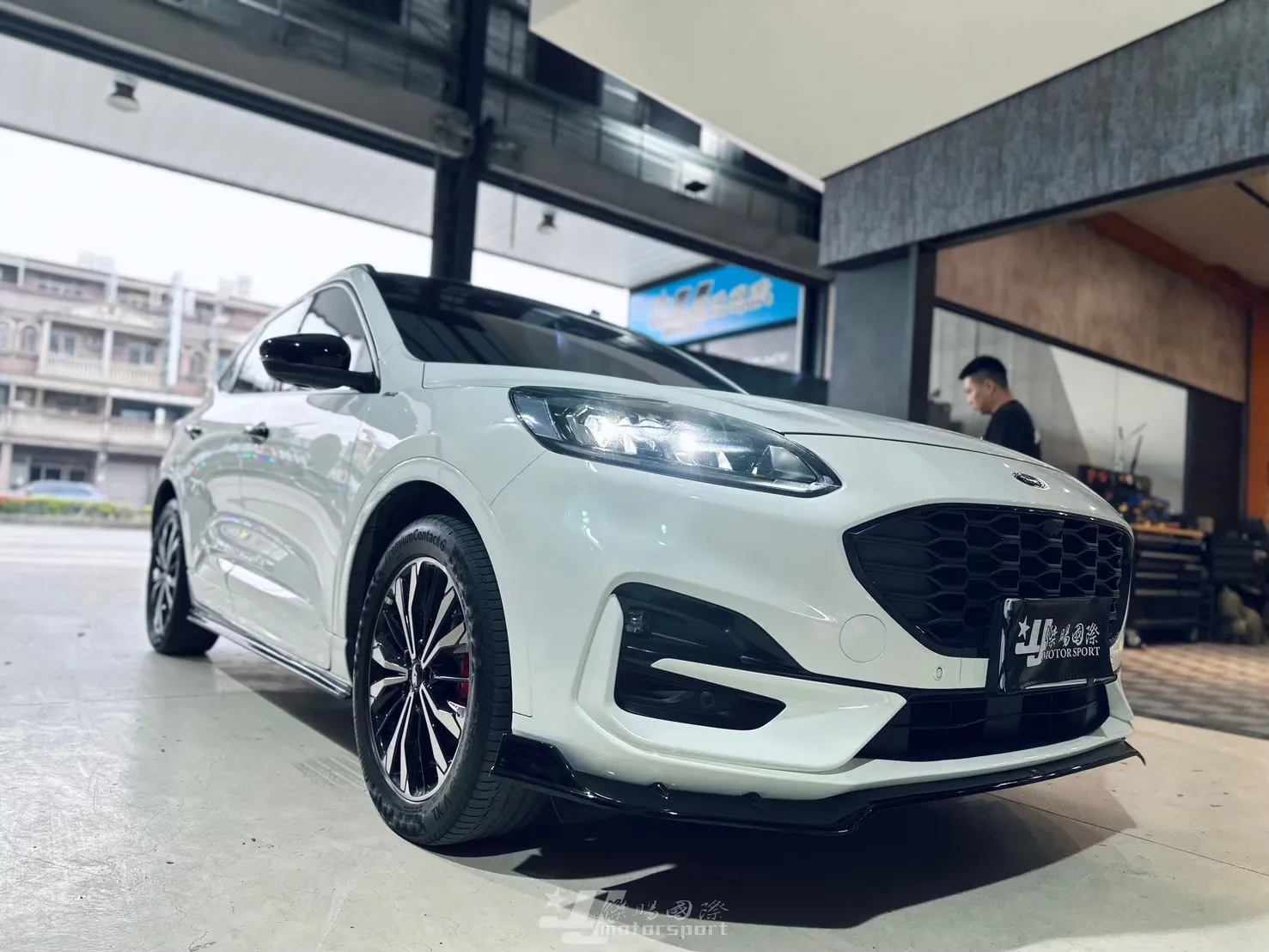 全新 福特 FORD KUGA MK3 ST-Line 2019- 專用 前下巴 定風翼 亮黑 KUGA前下巴