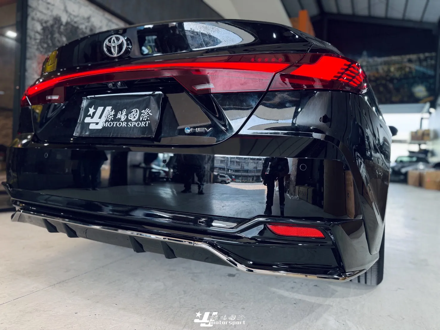全新 TOYOTA CAMRY9 CAMRY 9代 2025-2026 PLUS款 後下巴 亮黑