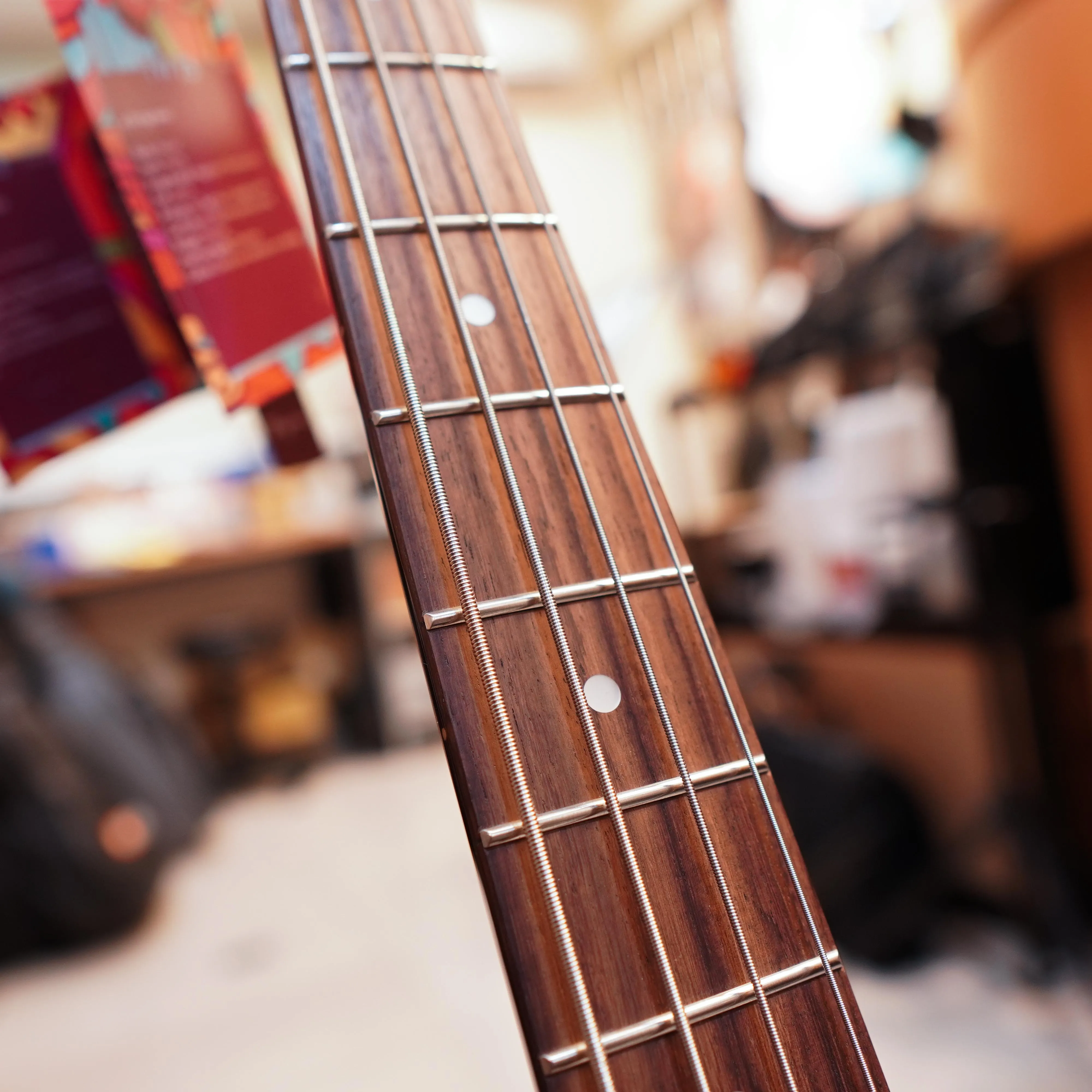 Tagima TW-73 Bass