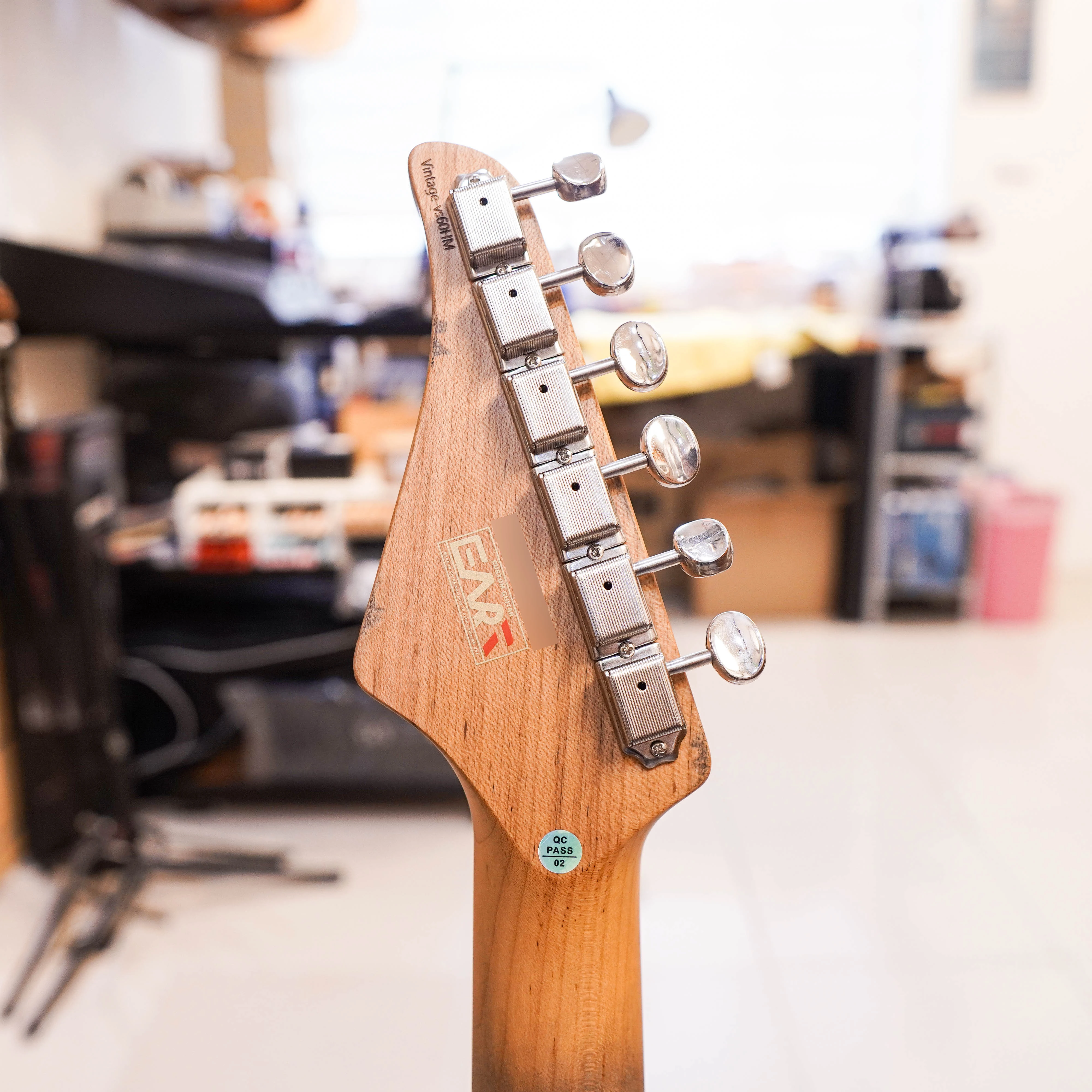 EART Vintage VS60HM 電吉他