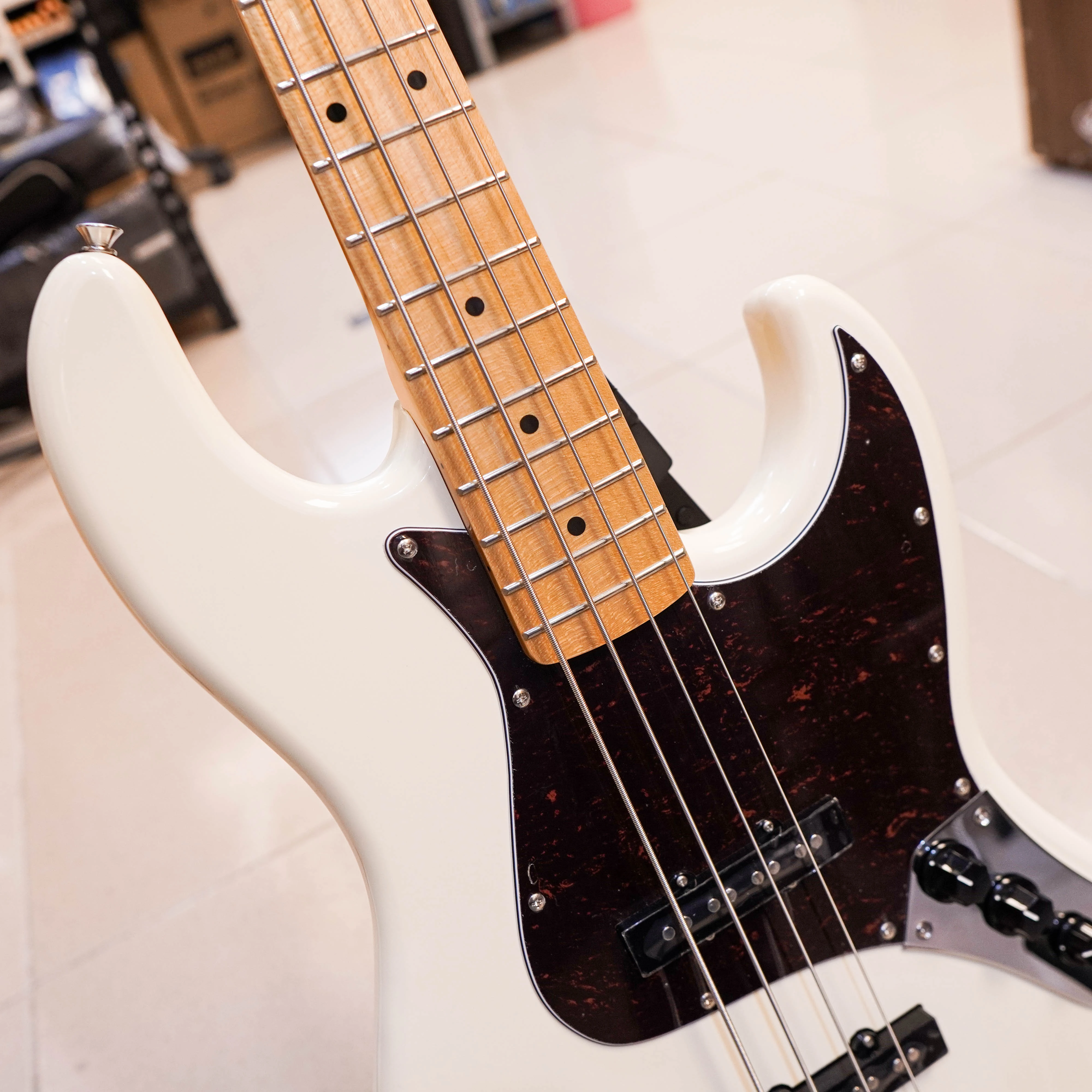 Tagima TW-73 Bass