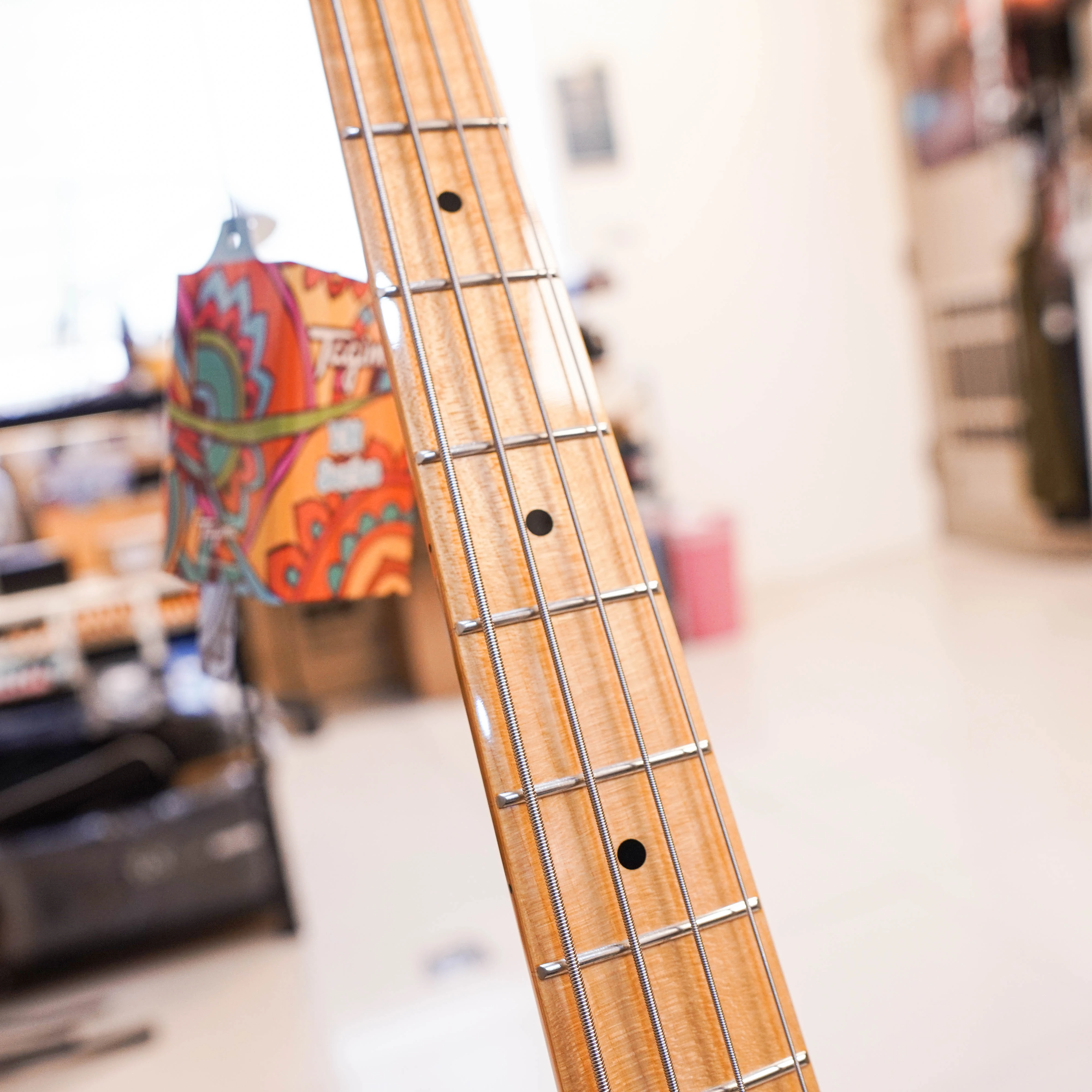 Tagima TW-73 Bass