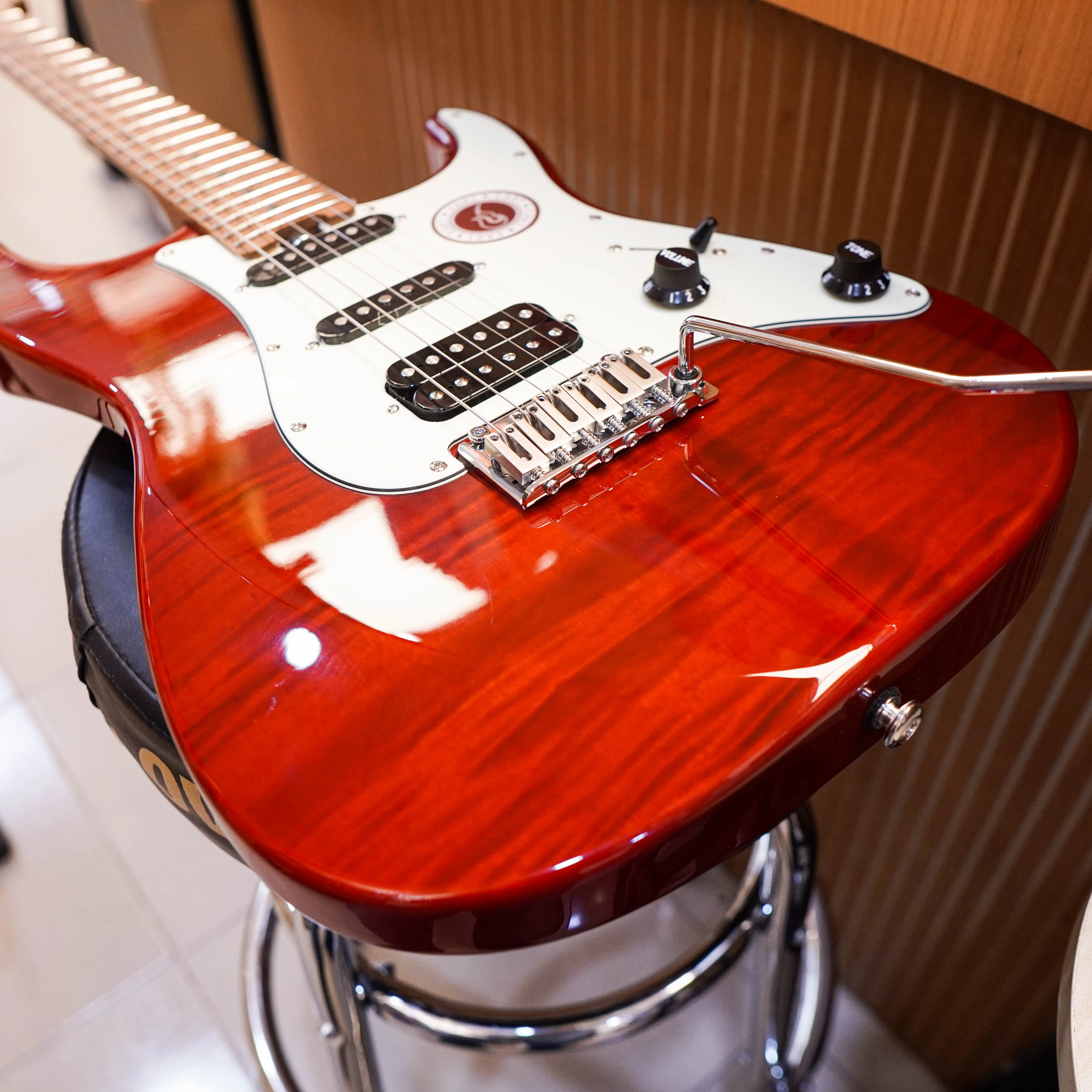 EART NK-C3 電吉他