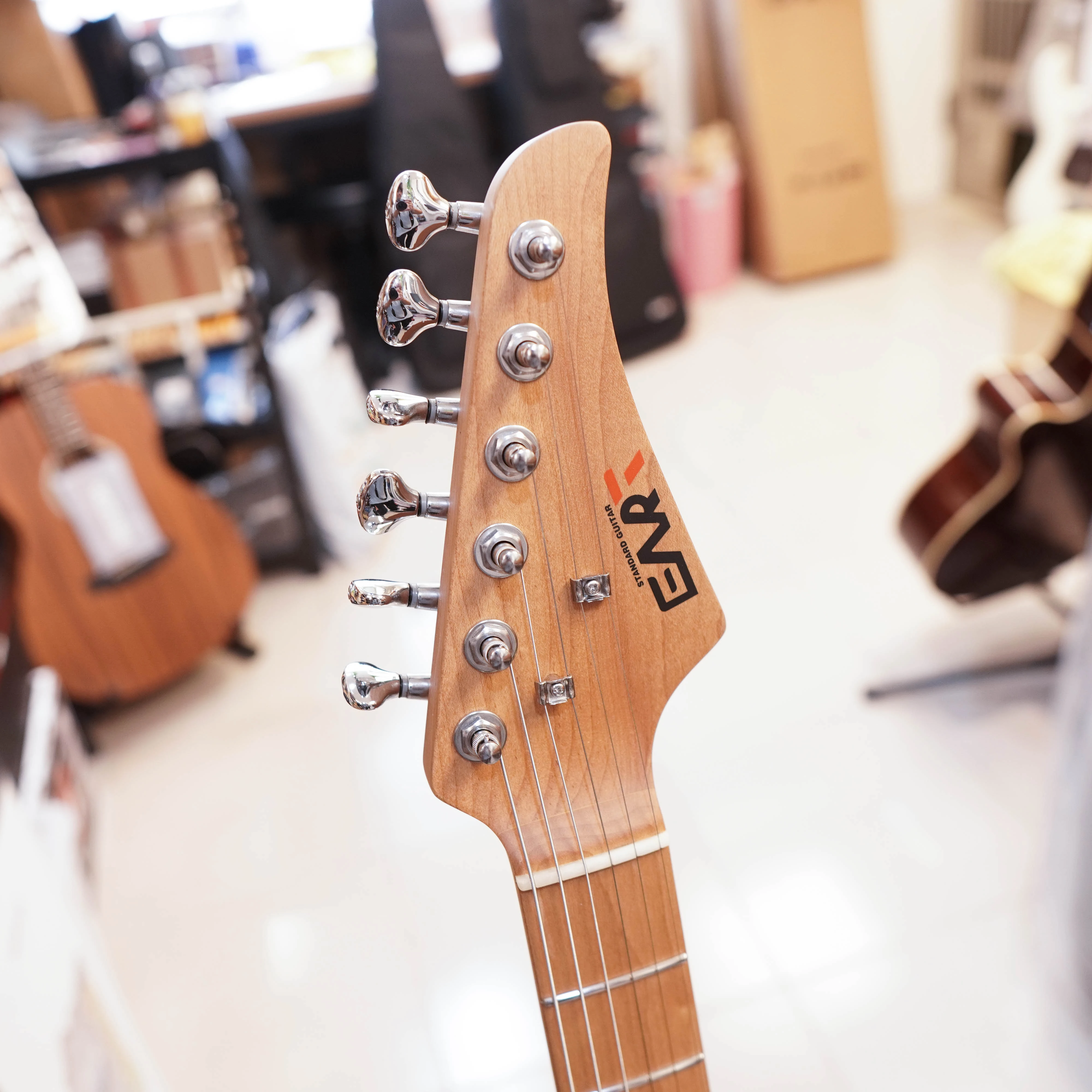 EART ST-1 電吉他