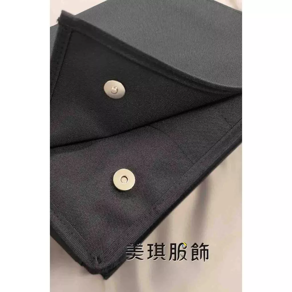 景美女高書包，景美女中，成功高中，超大容量，黑色書包，側背包，復古包，大書包另有素面書包，代客刺繡客製化