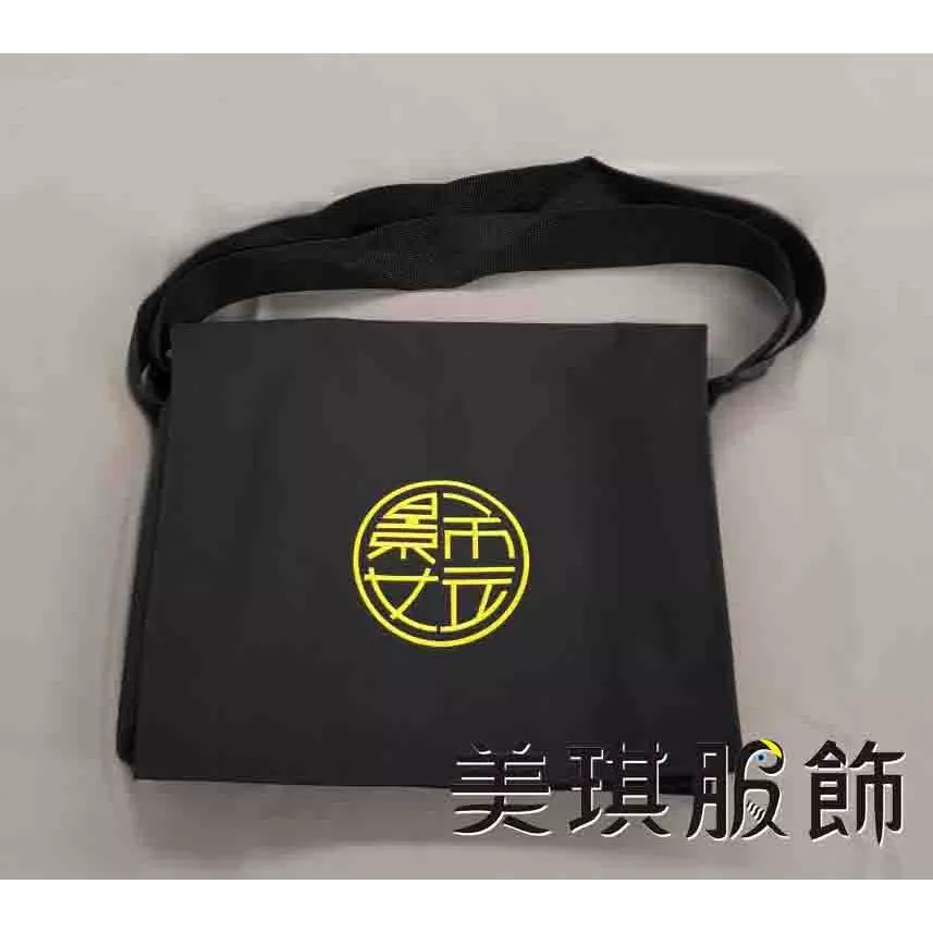 景美女高書包，景美女中，成功高中，超大容量，黑色書包，側背包，復古包，大書包另有素面書包，代客刺繡客製化