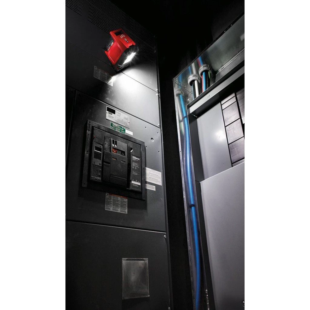 【飆破盤】美沃奇 Milwaukee12V鋰電區域泛光燈 M12 PAL 磁性泛光燈 工作燈M12PAL