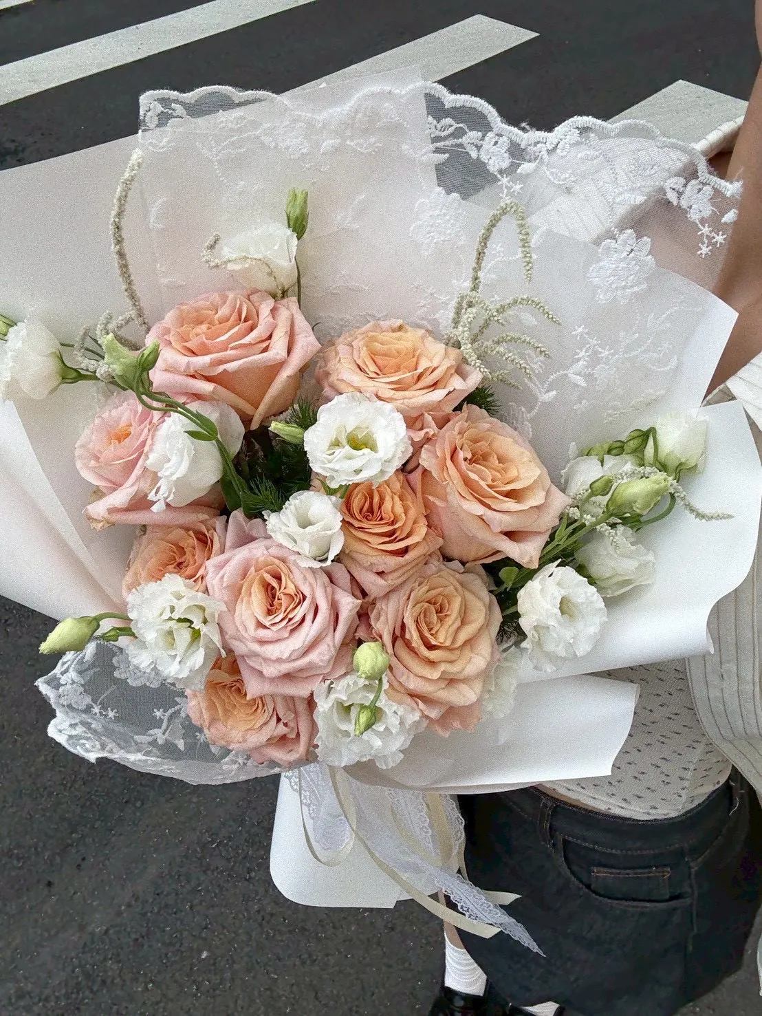 蜜桃蕾絲花束