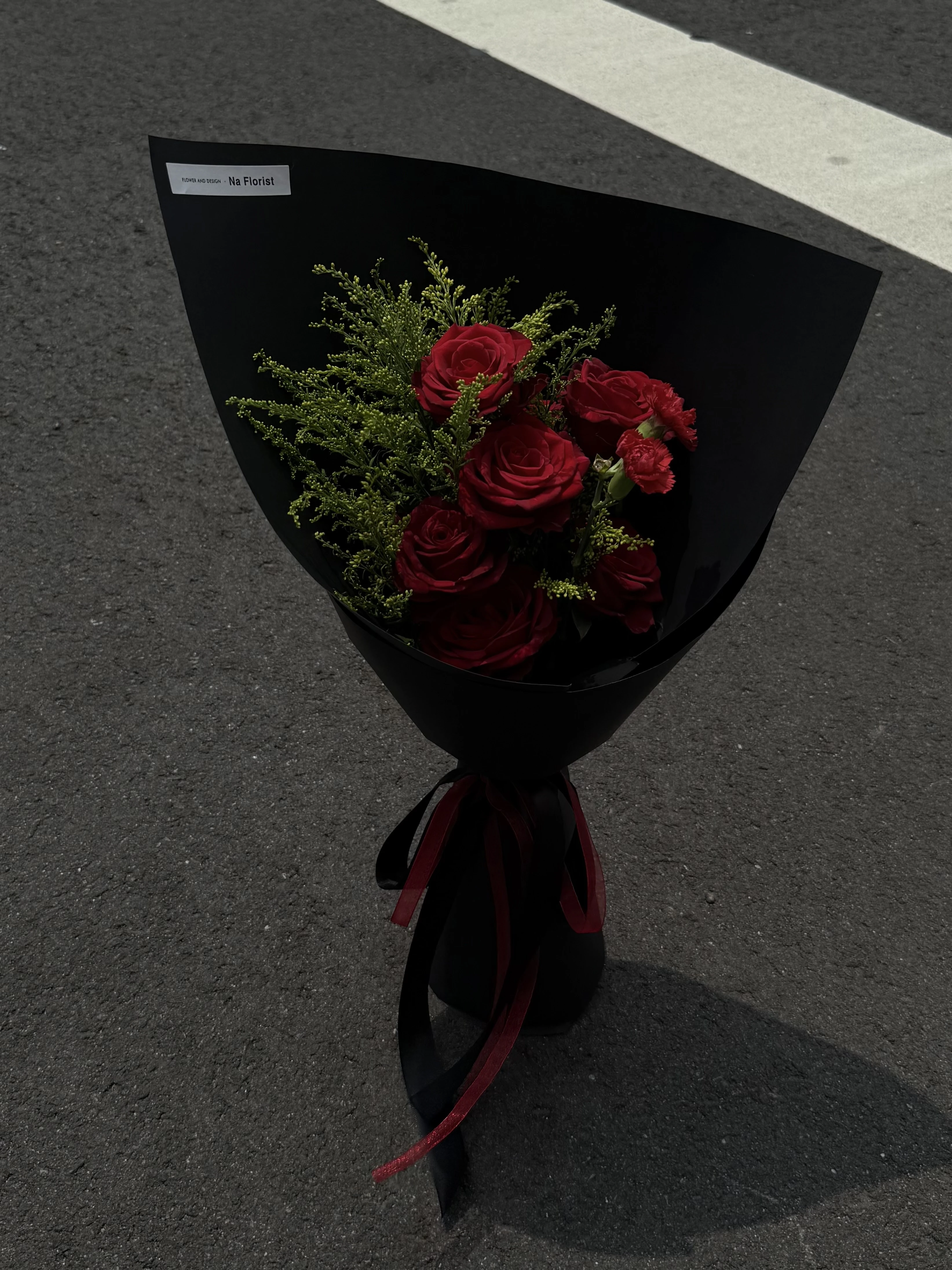 進口玫瑰黑系花束