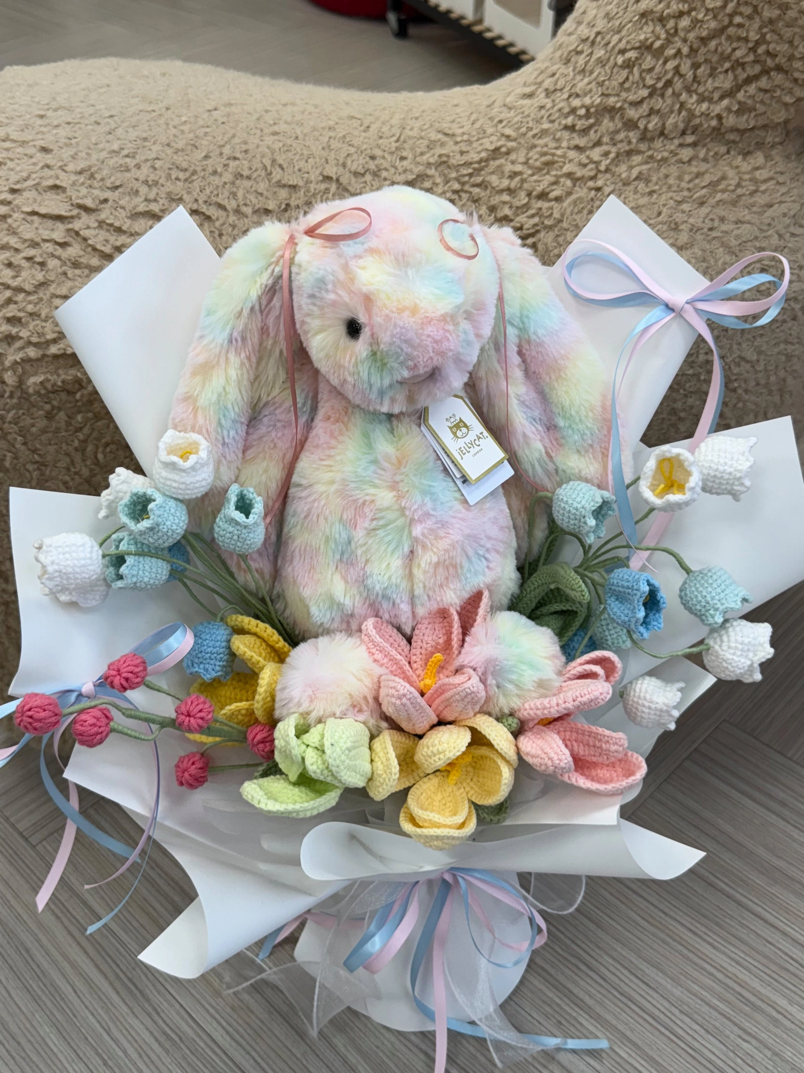 Jellycat甜臉彩虹兔
