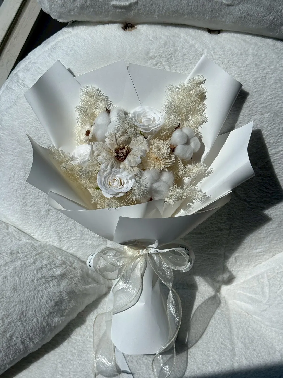 白色初雪花束