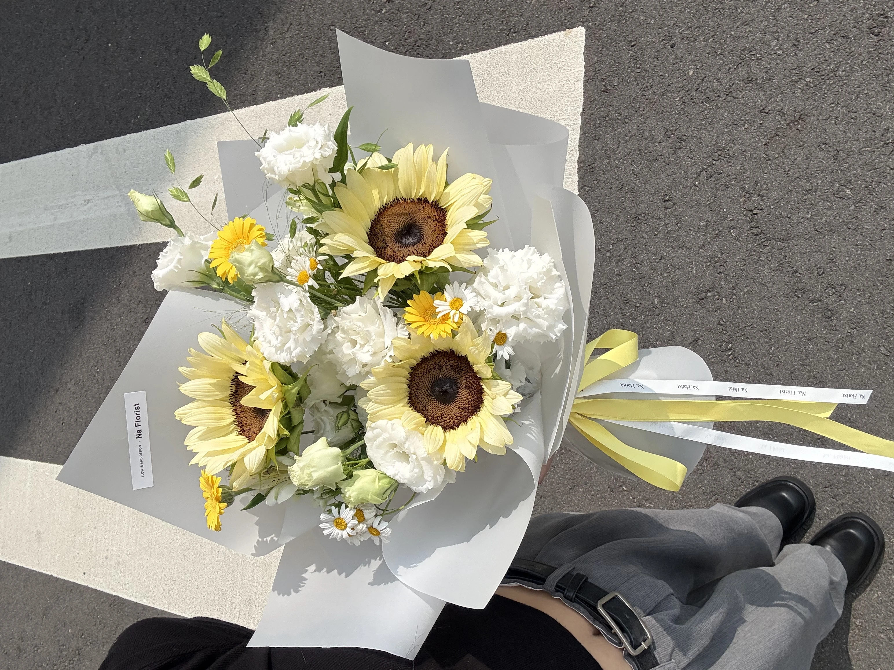 奶油向日葵花束