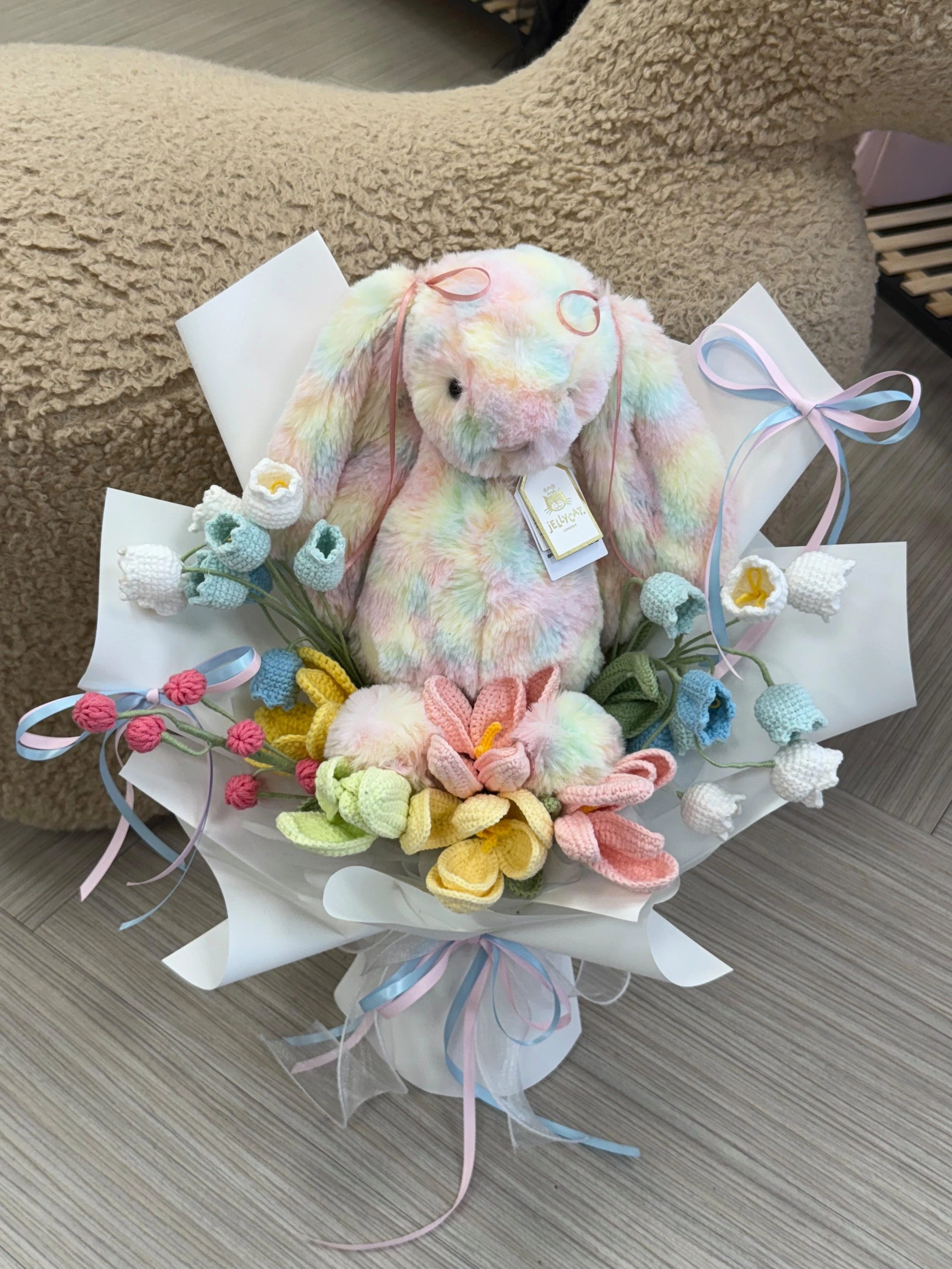 Jellycat甜臉彩虹兔