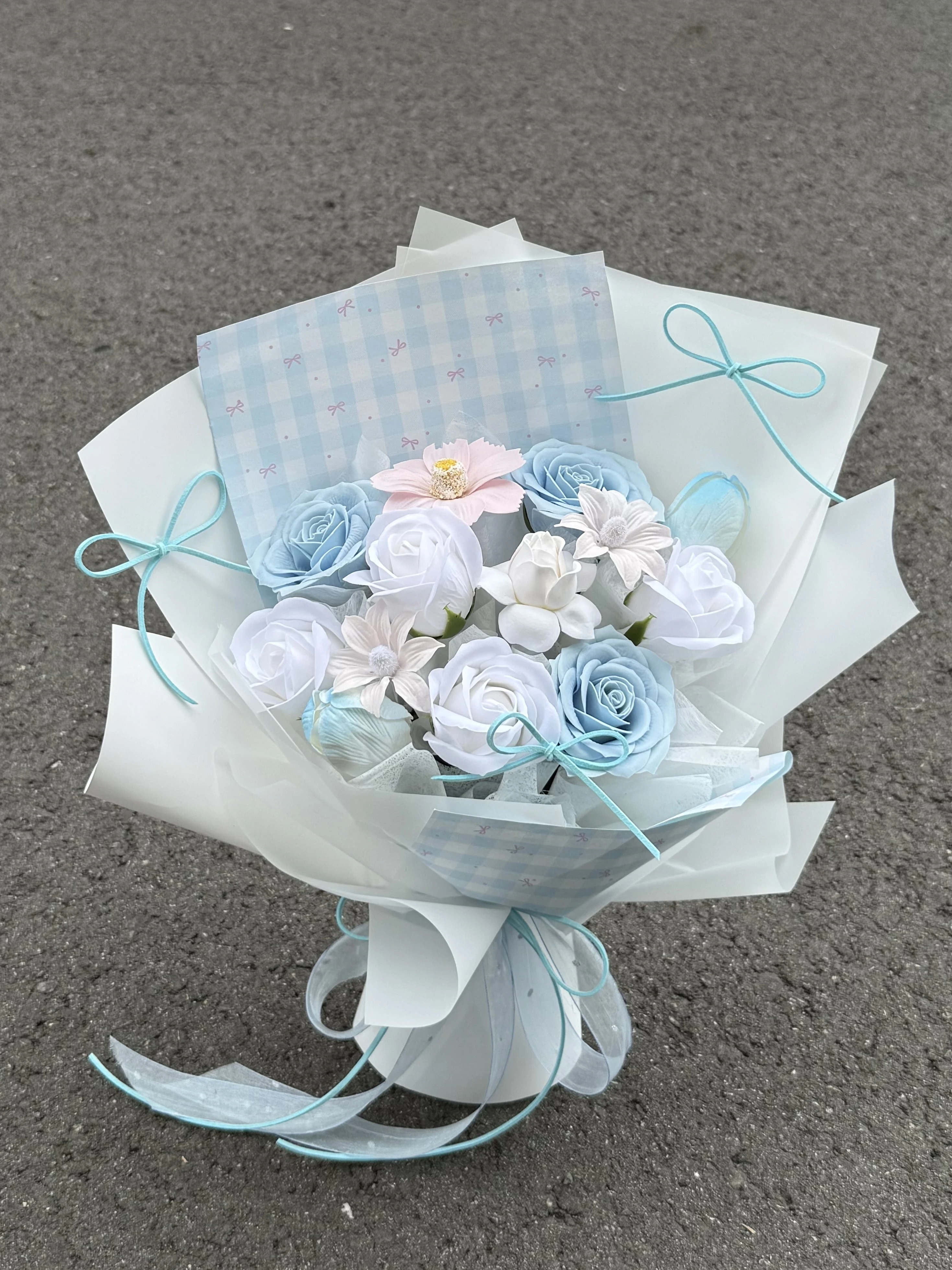 色彩格子香皂花束