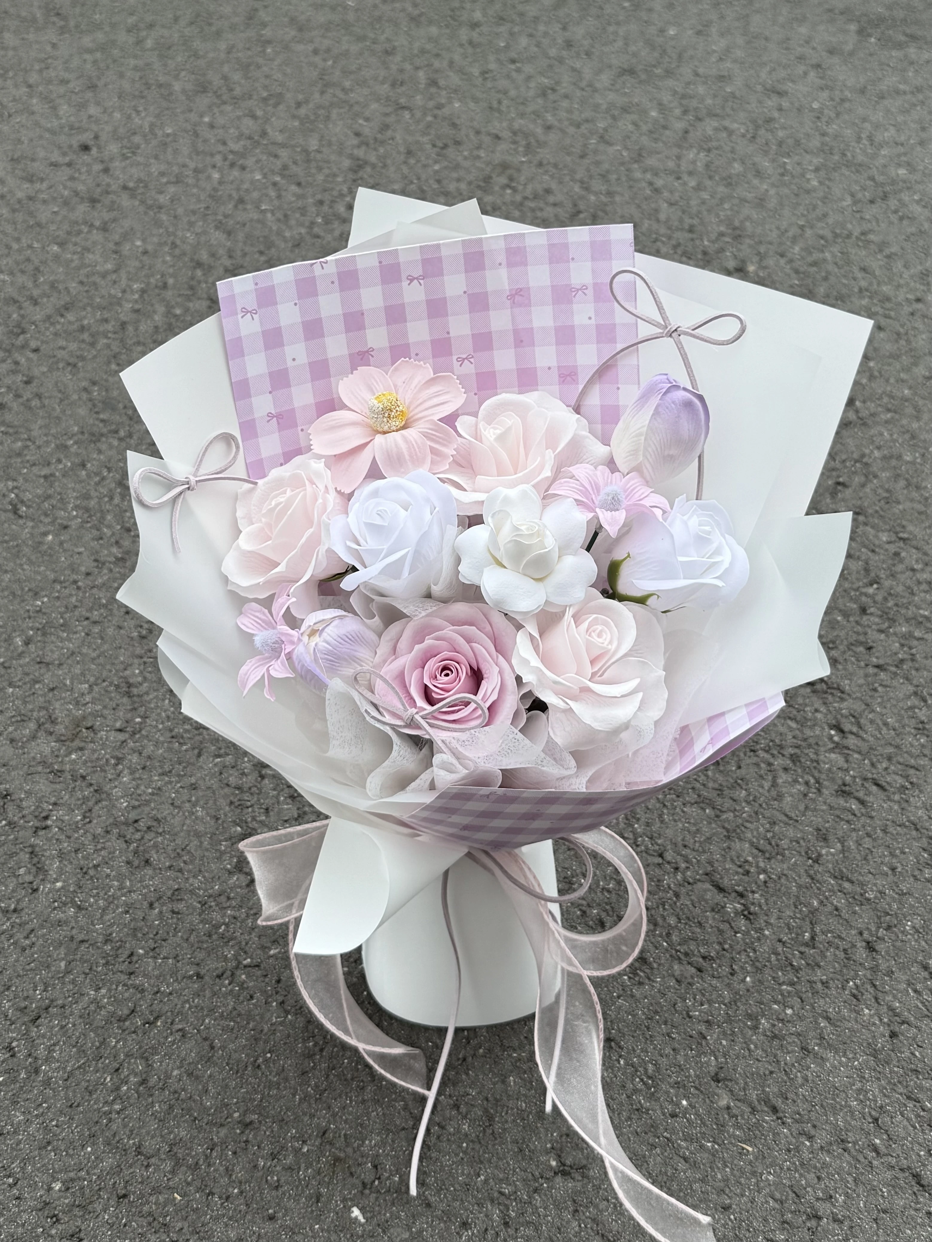 色彩格子香皂花束