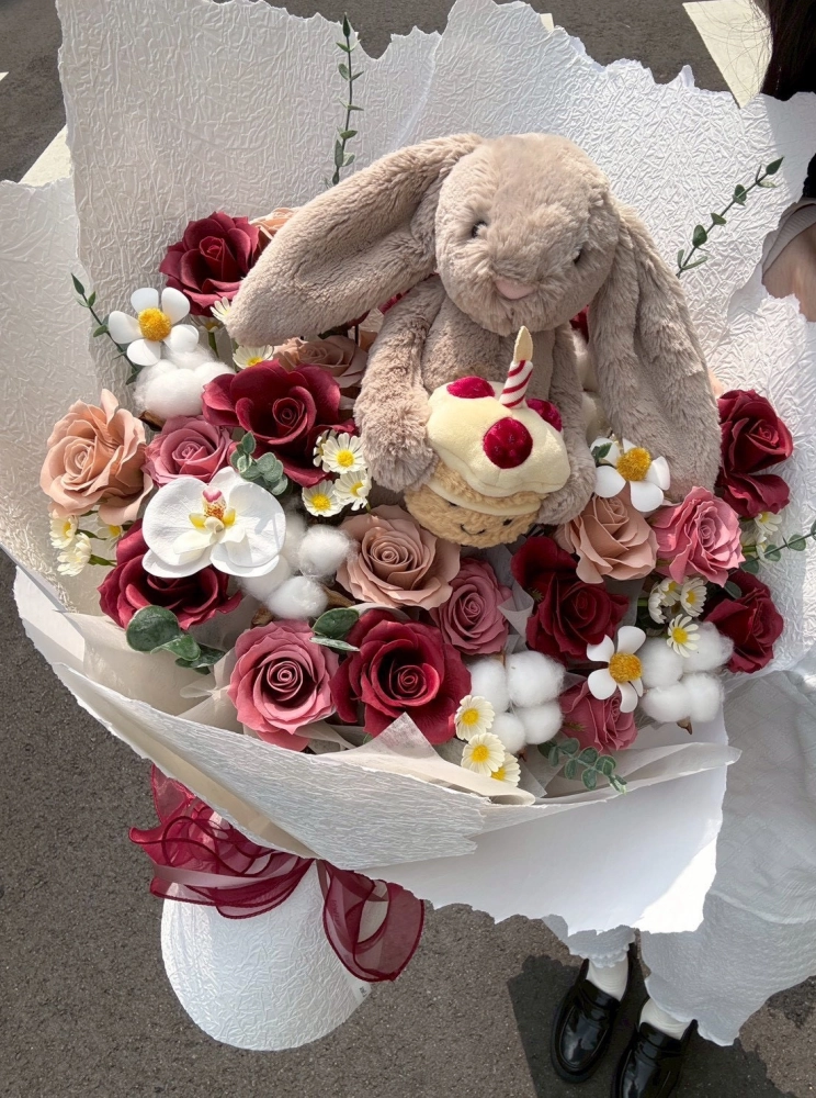 Jellycat兔兔甜點花束