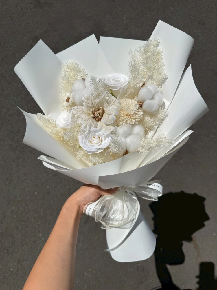 白色初雪花束