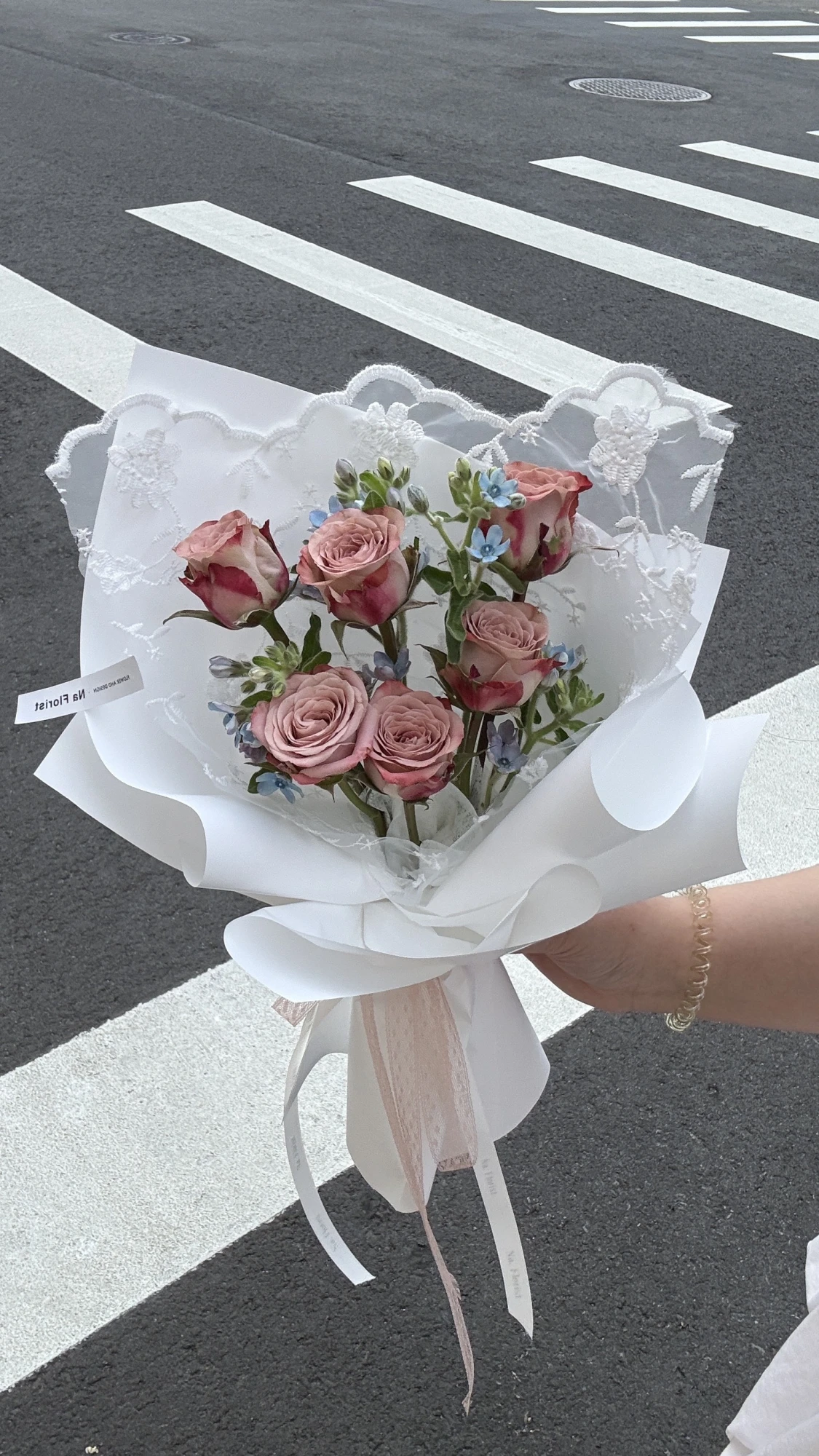 卡布奇諾蕾絲鮮花