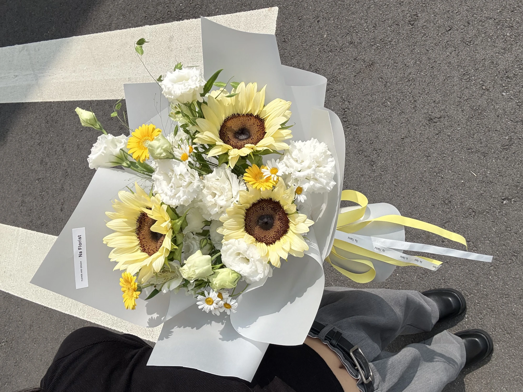 奶油向日葵花束