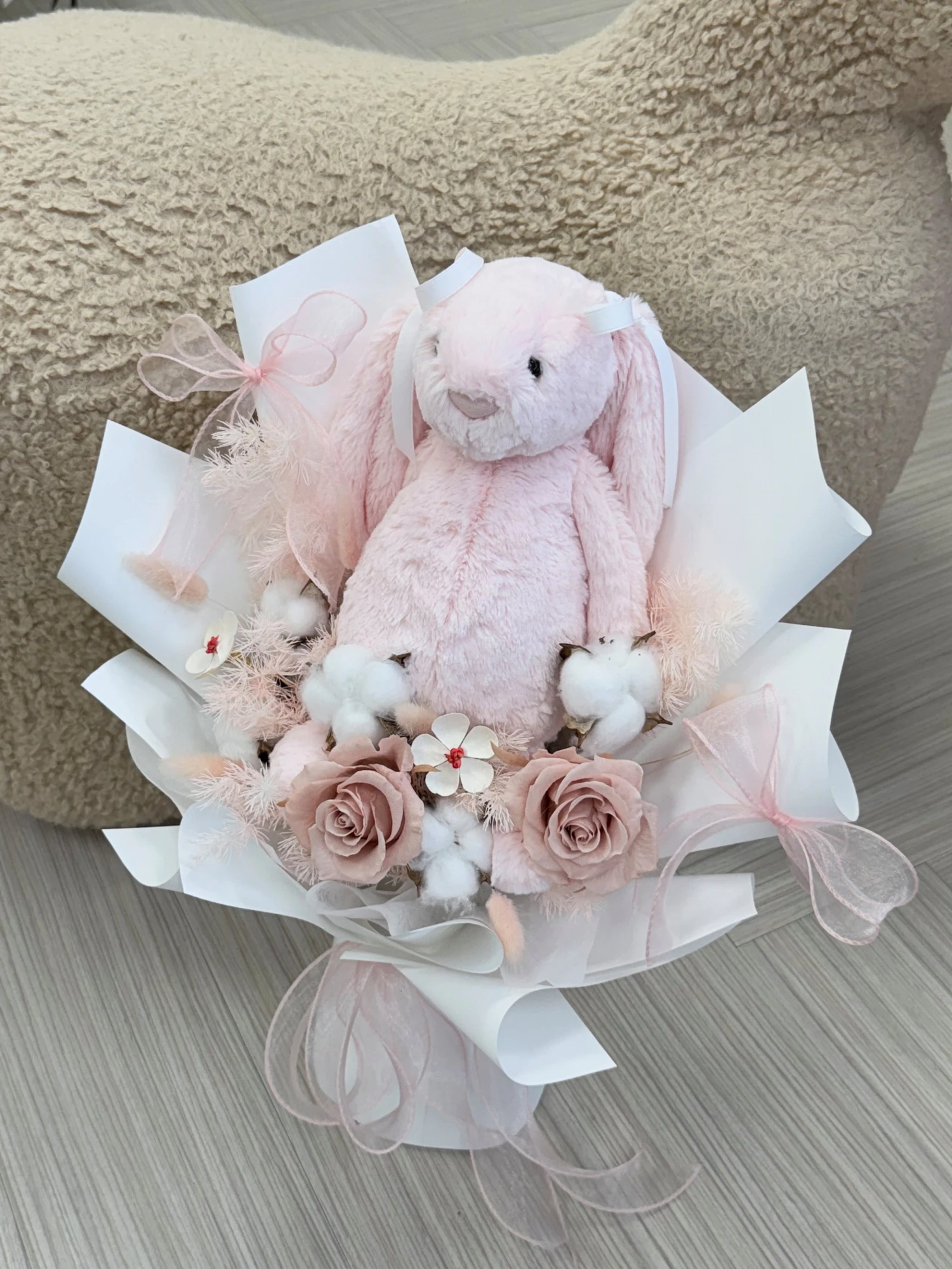 Jellycat淡粉紅兔