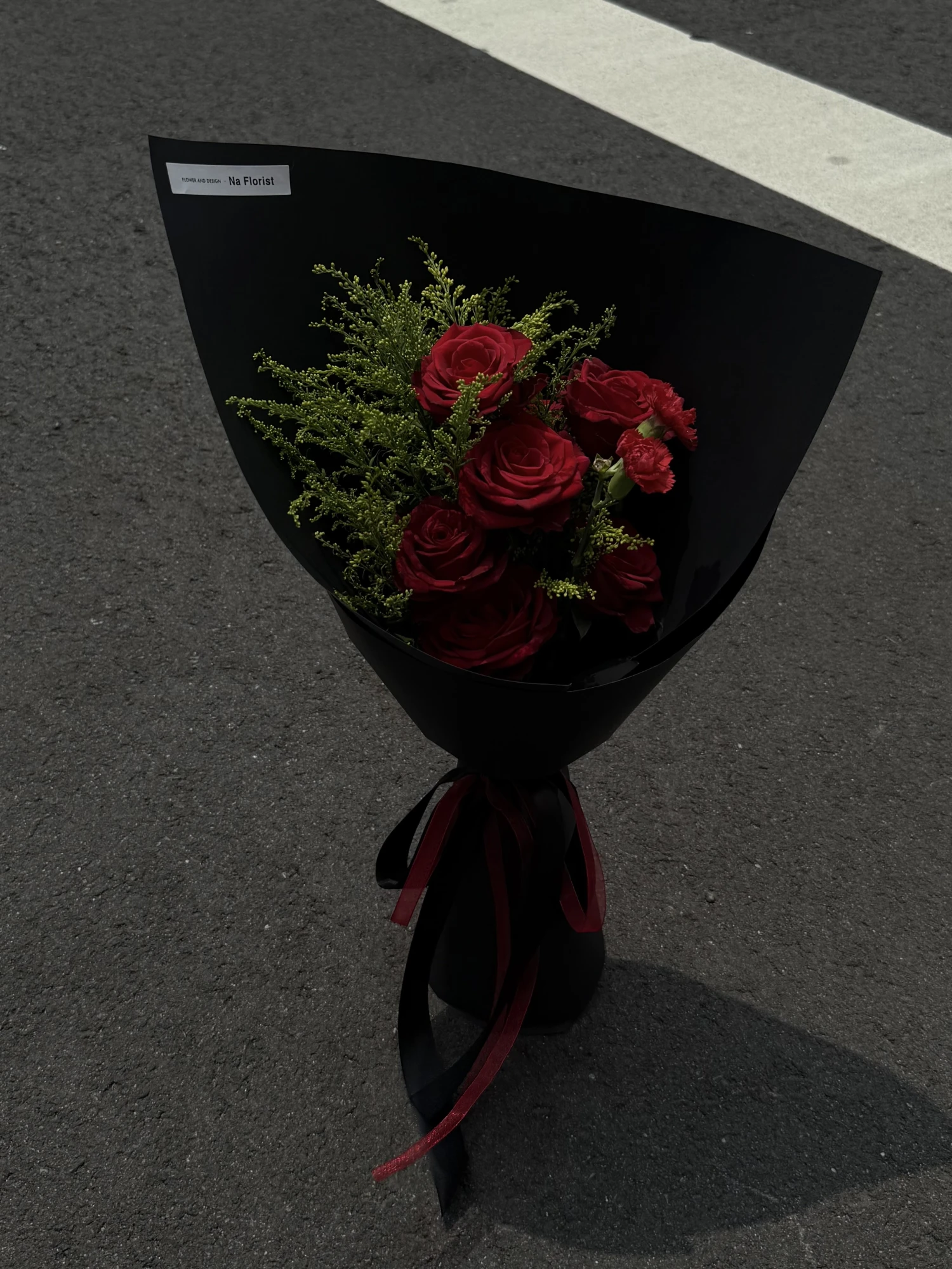 進口玫瑰黑系花束