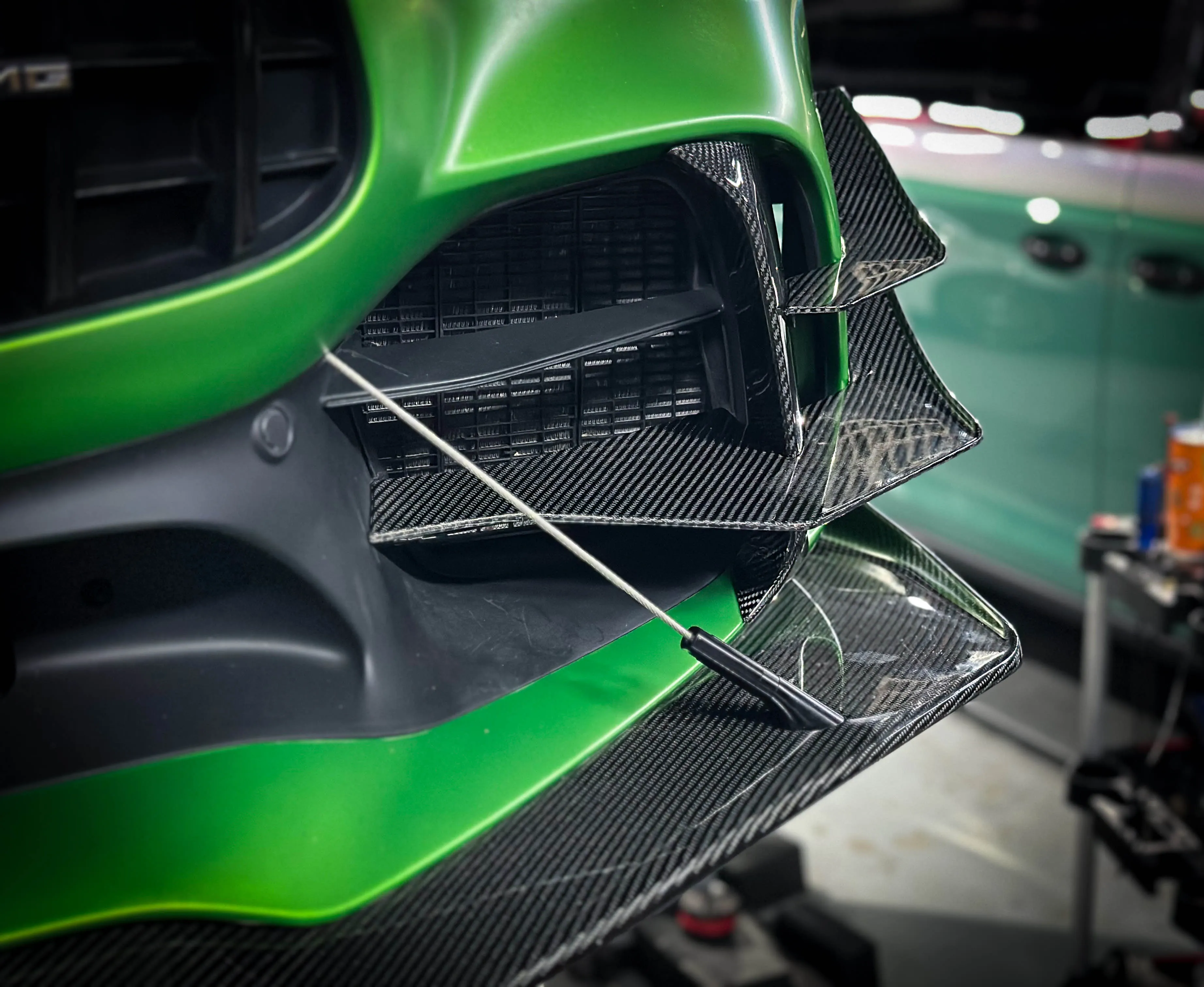德國Tikt Performance 全碳纖維兩側風刀 Mercedes Benz AMG GT-R