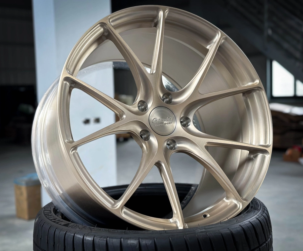 Vossen x Champion Motorsport 聯名鍛造系列 RS74 鍛造鋁圈