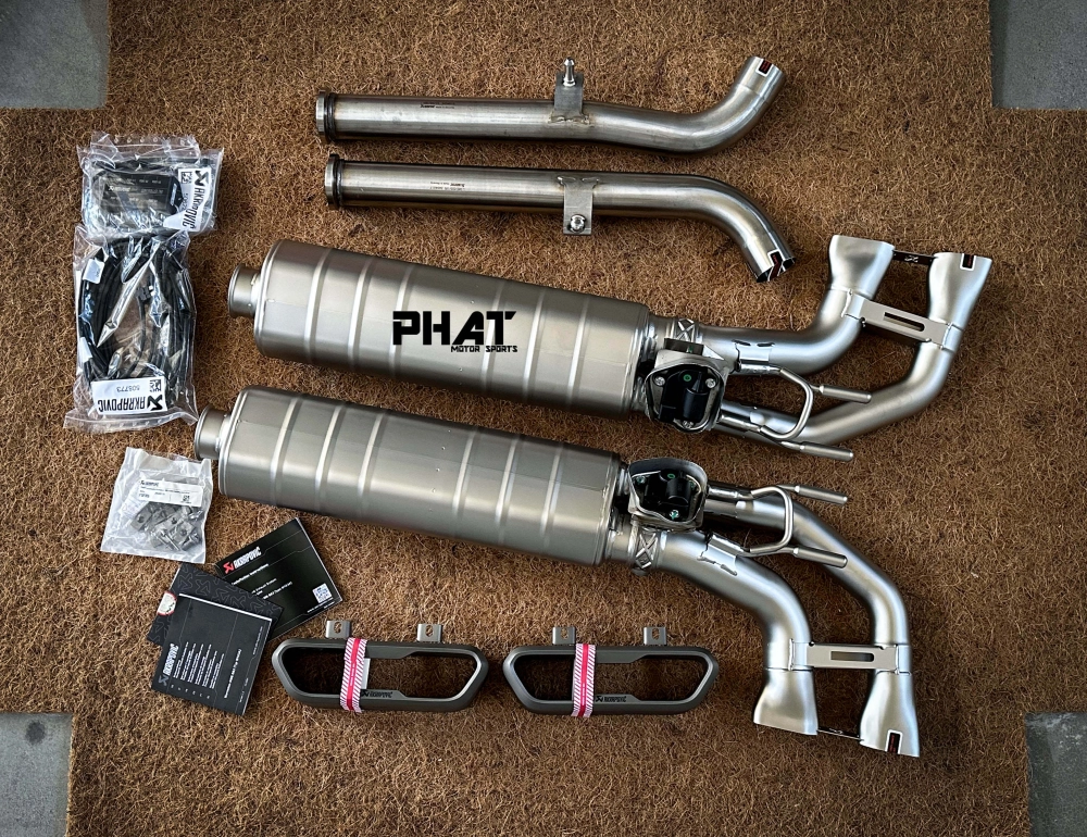 Akrapovic exhaust systems 鈦合金中尾段排氣管 Mercedes Benz W463A G63 OPF
