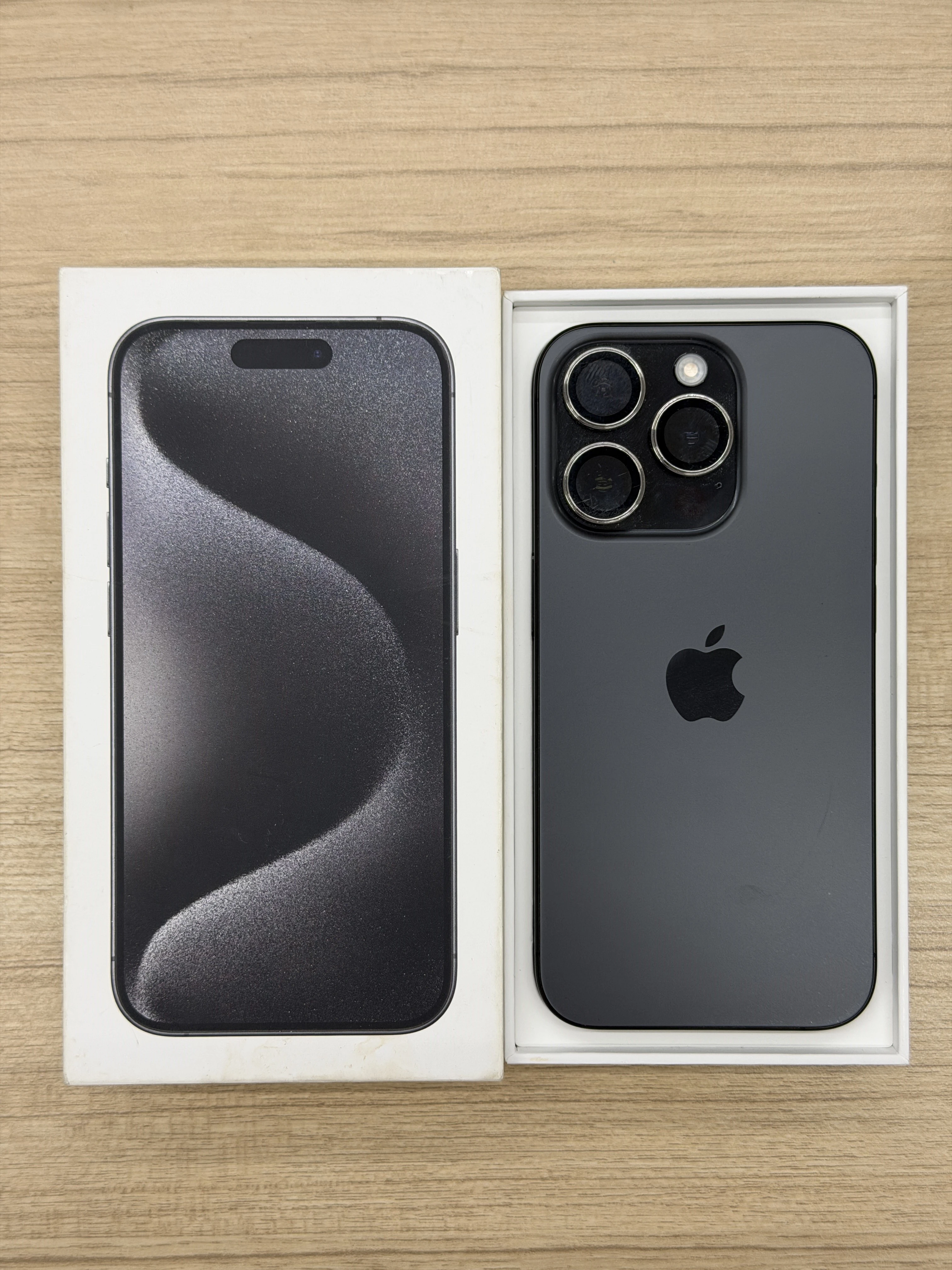 iPhone 15 Pro 256G【少年機通訊館嚴選二手機】