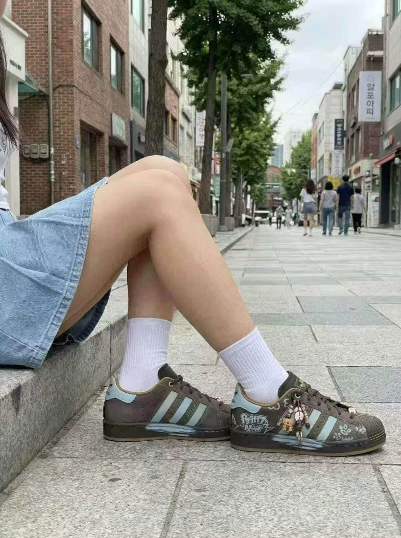 個性化客製球鞋ADIDAS即刻出發