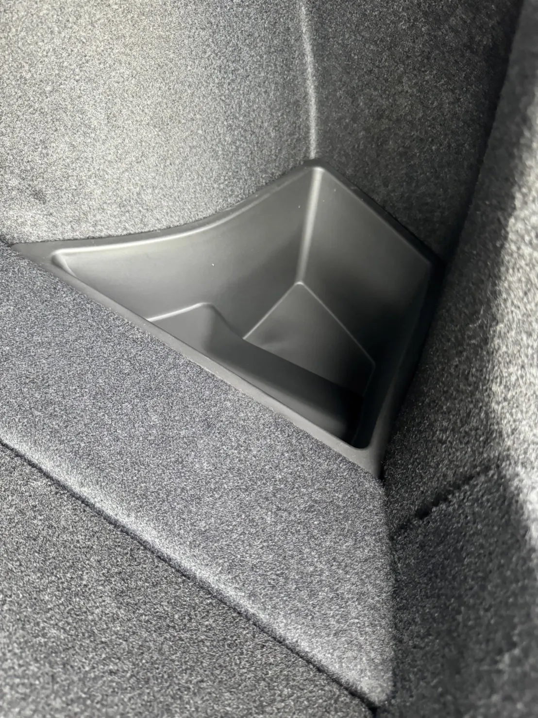 後廂置物盒+蓋子( 煥新版 Model 3/Y、舊Y）