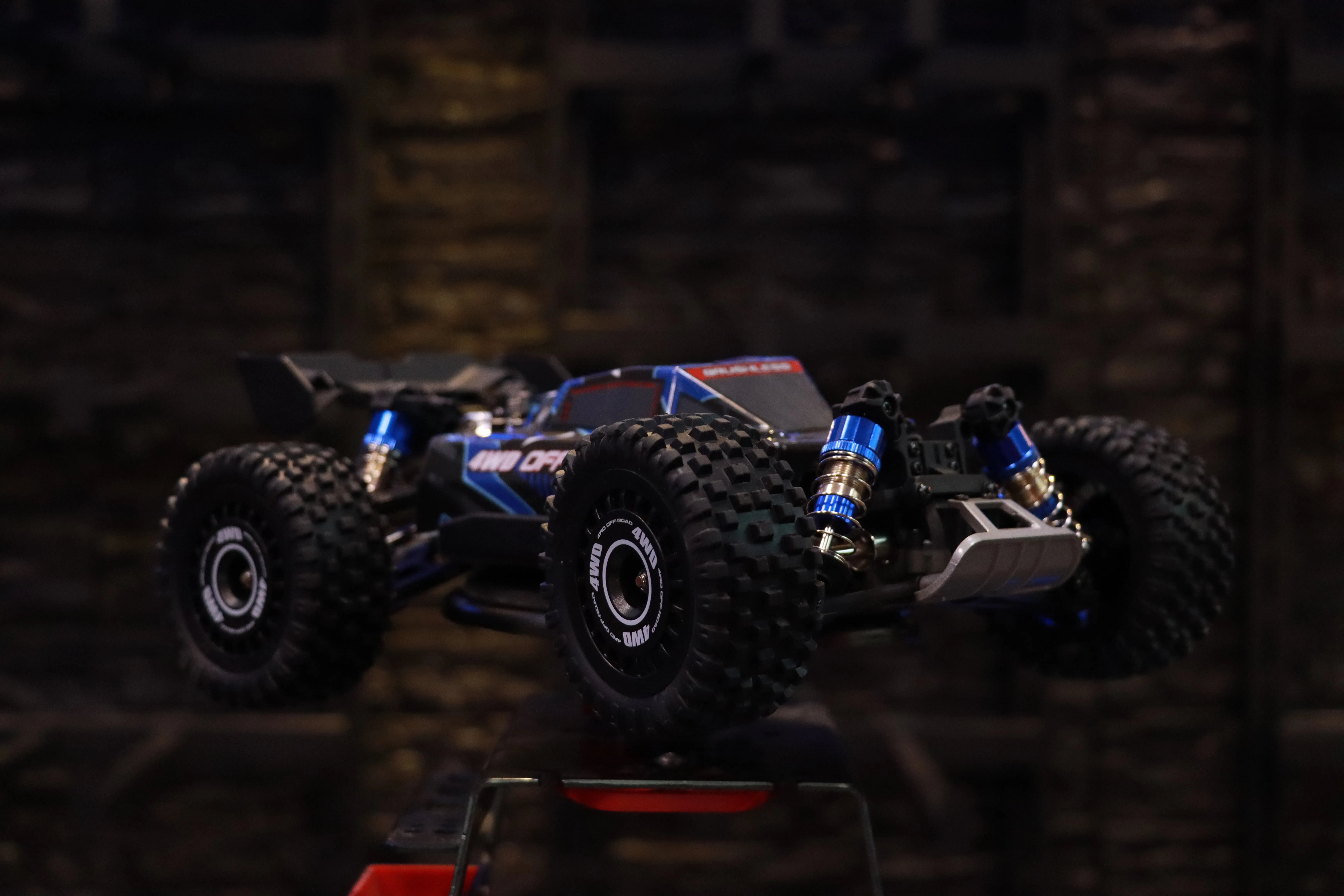 《 1/16 無刷越野 》｜mjx R/C系列遙控車｜